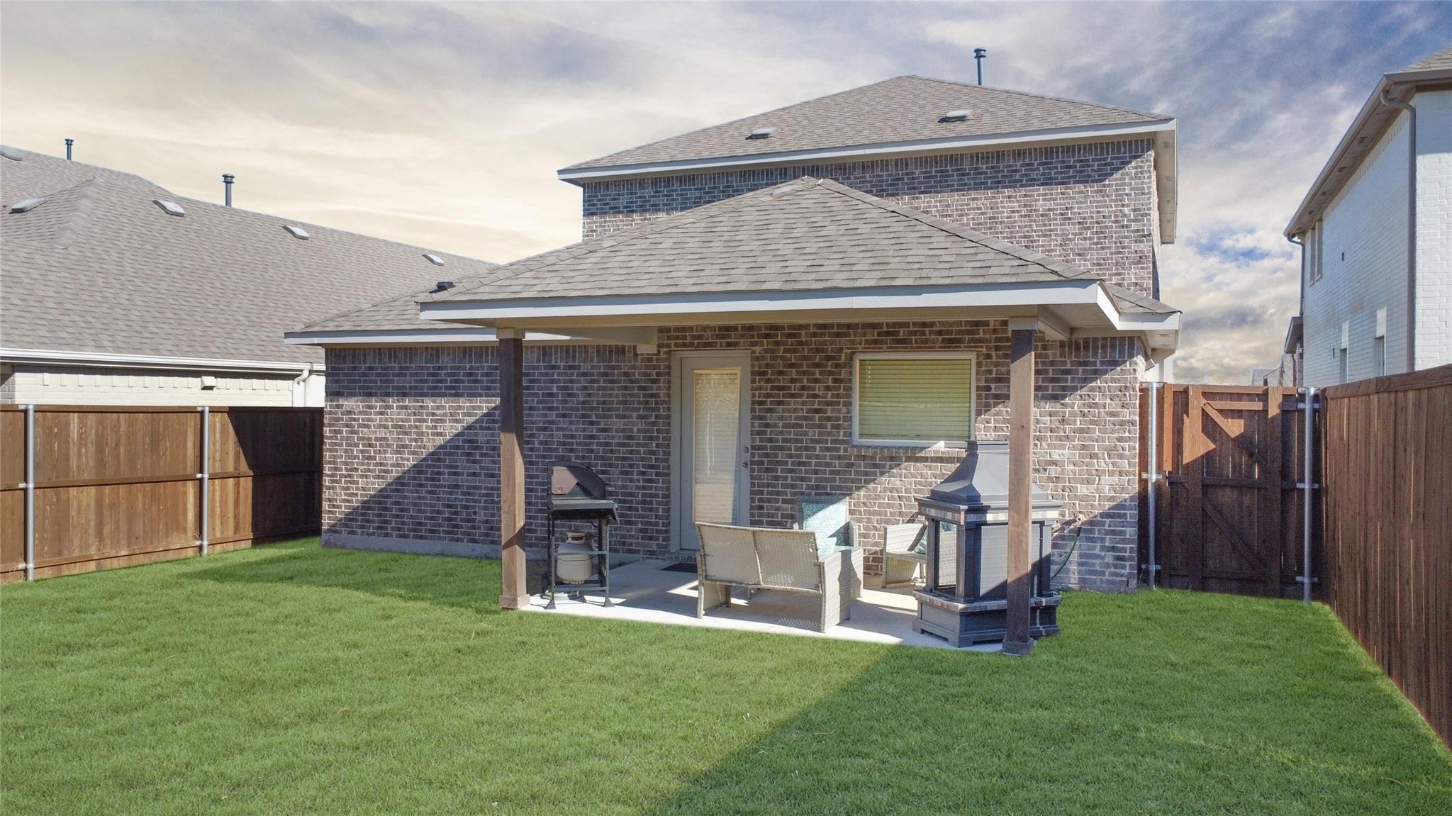 main property photo 7