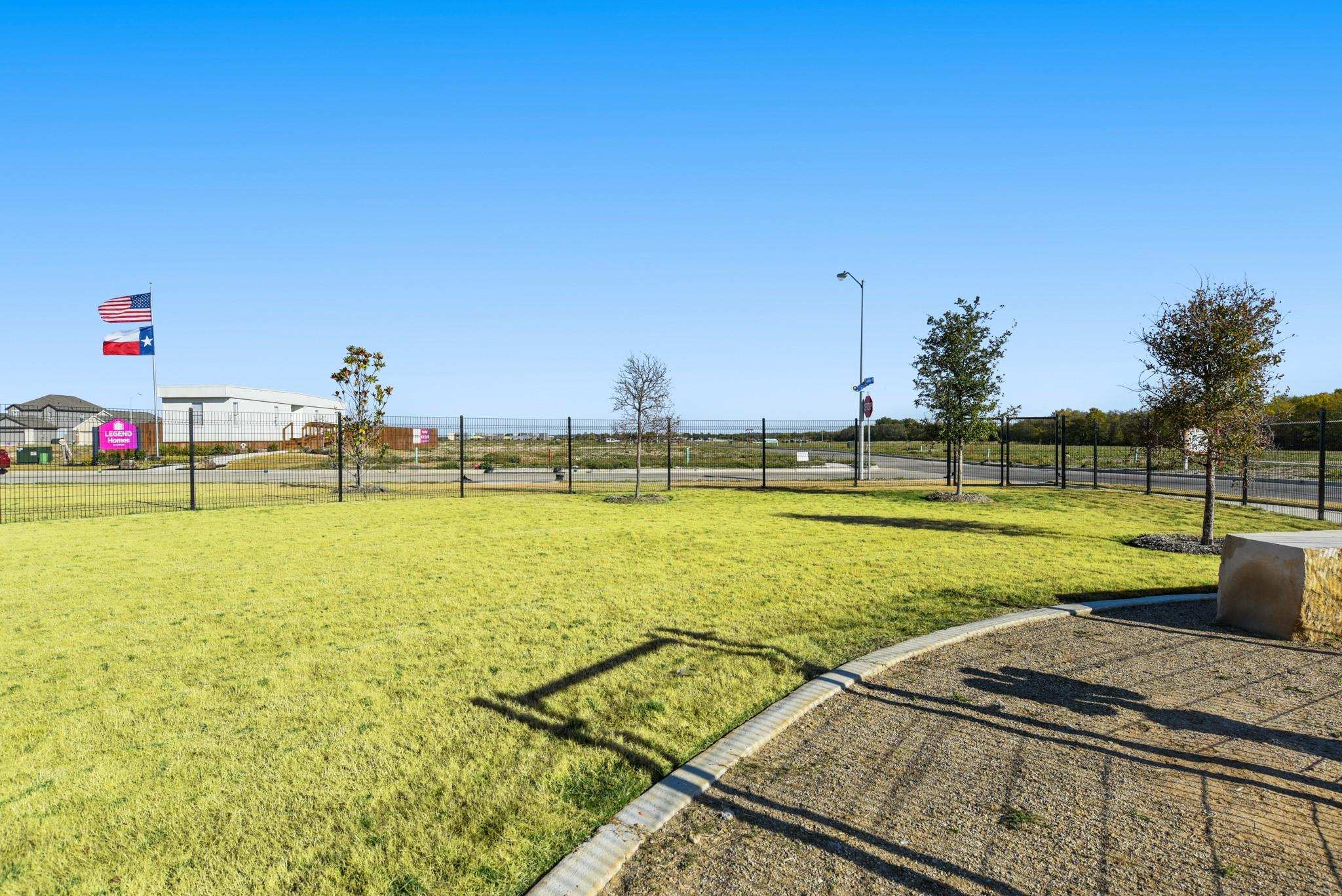 main property photo 29