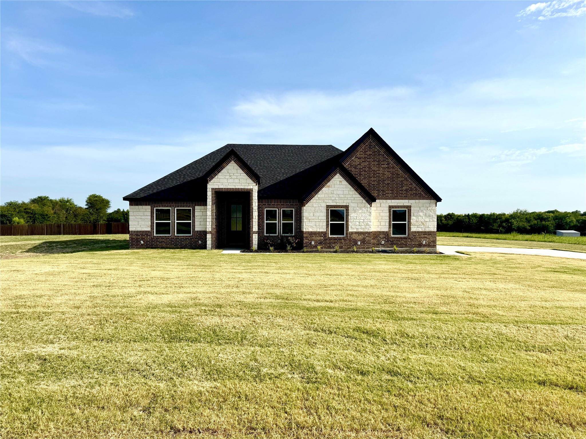 main property photo 0