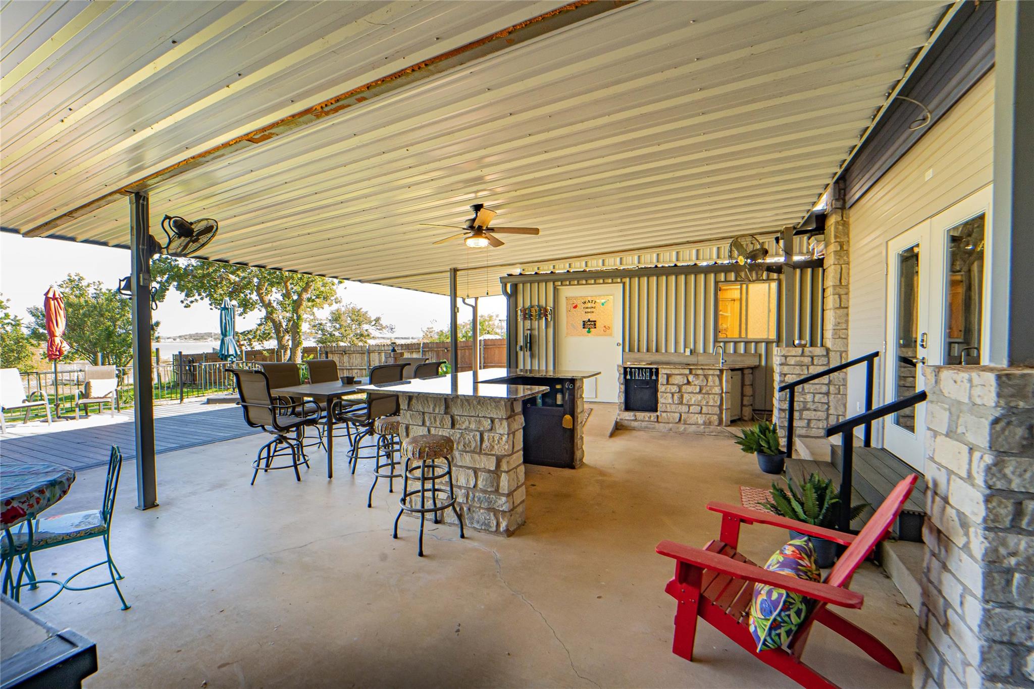 main property photo 26