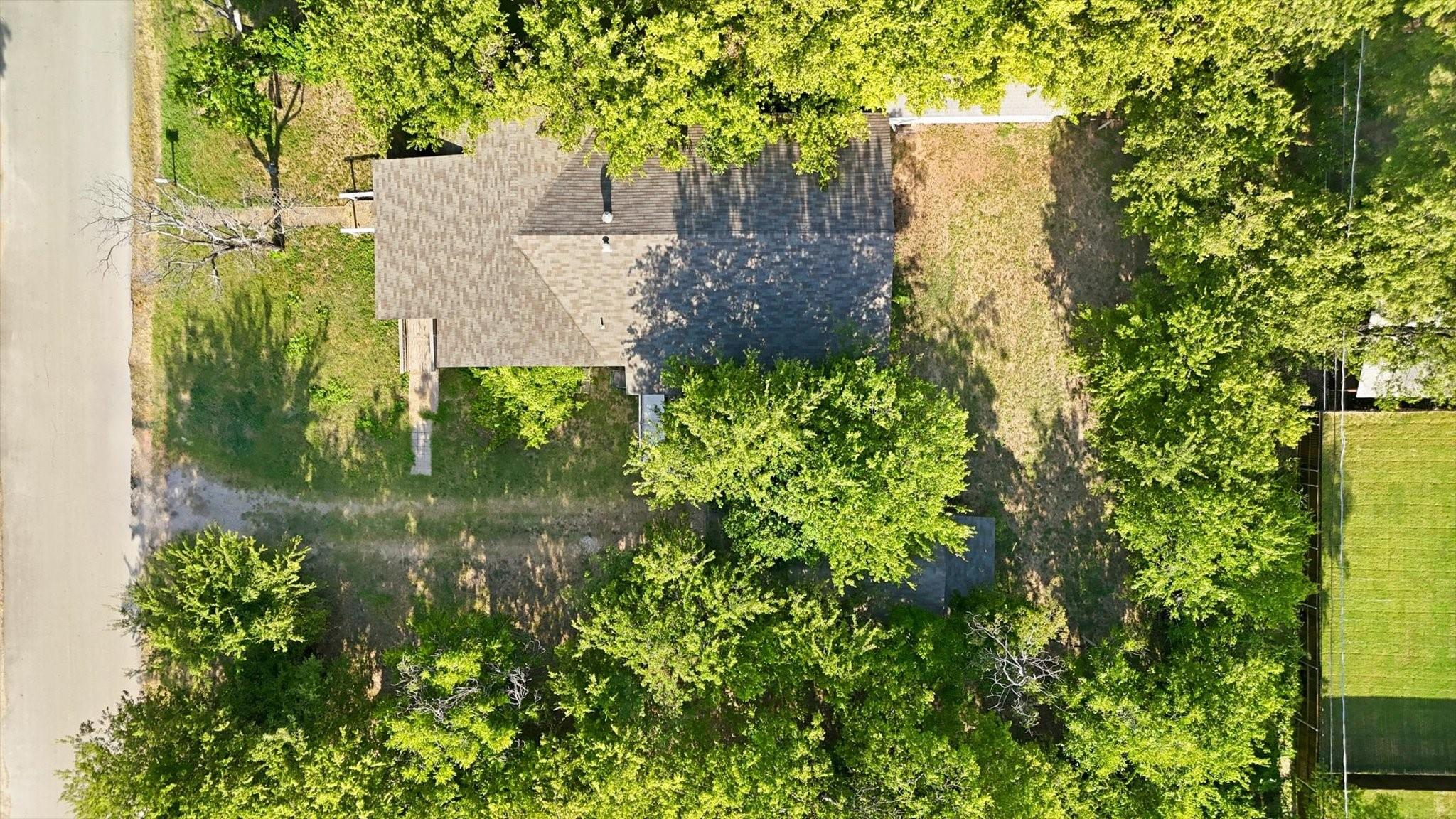 main property photo 14