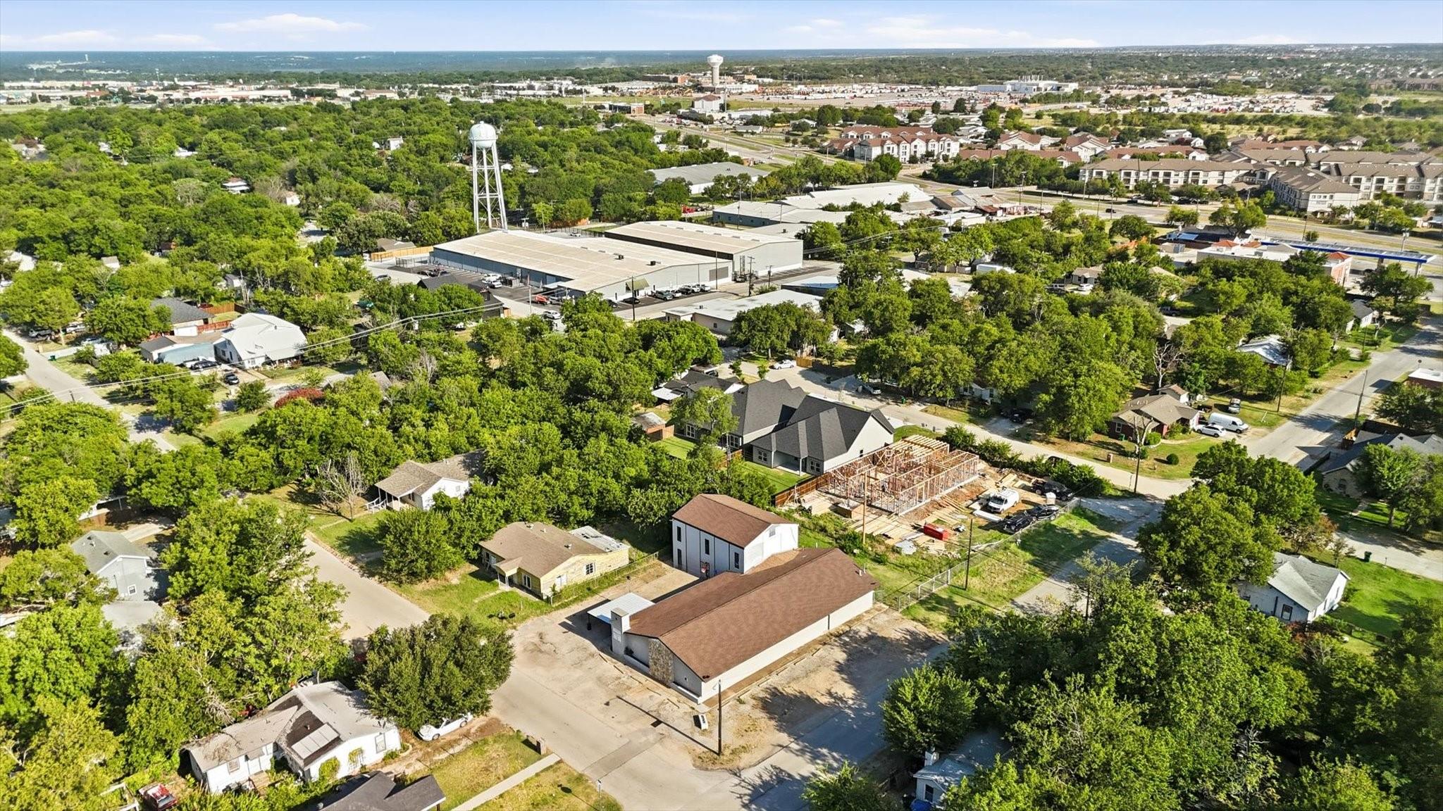 main property photo 8