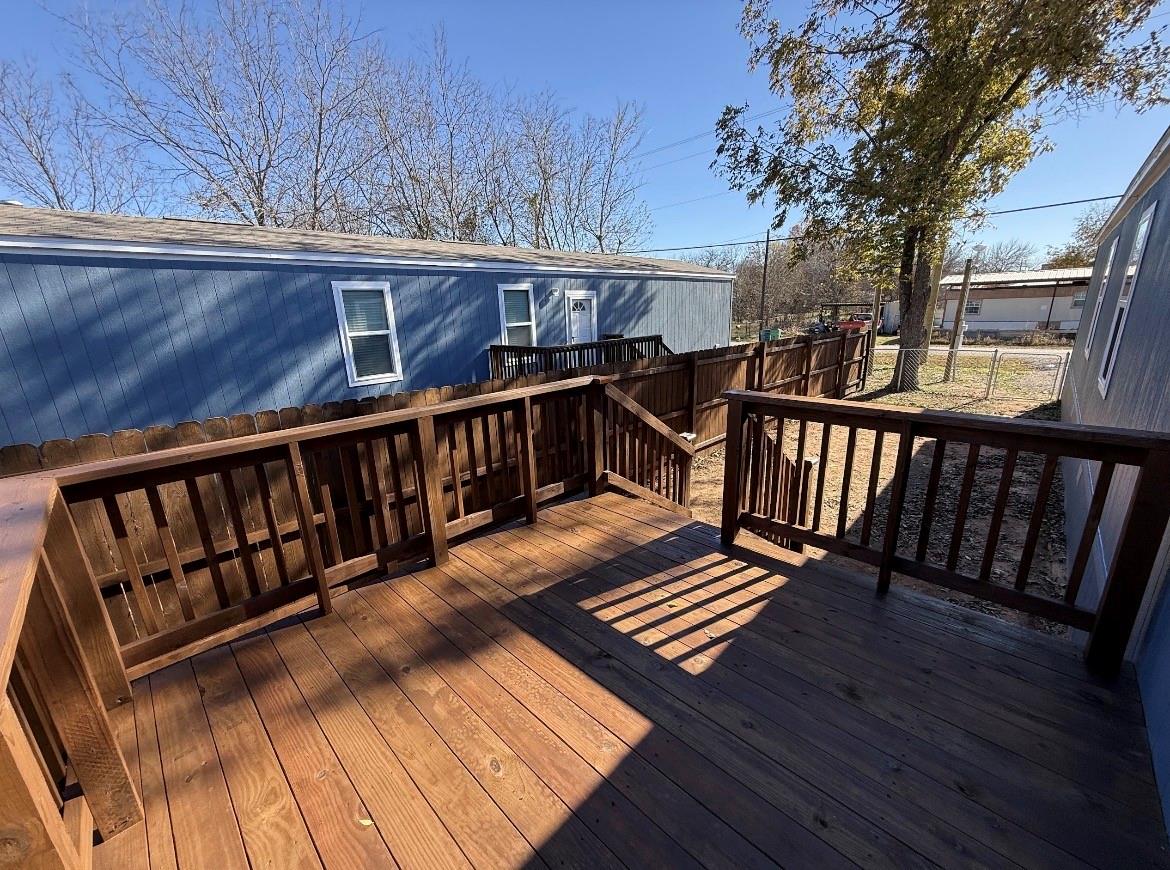 main property photo 7