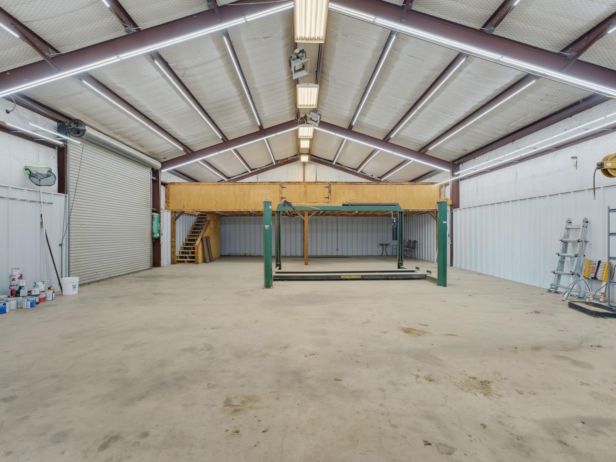 main property photo 38