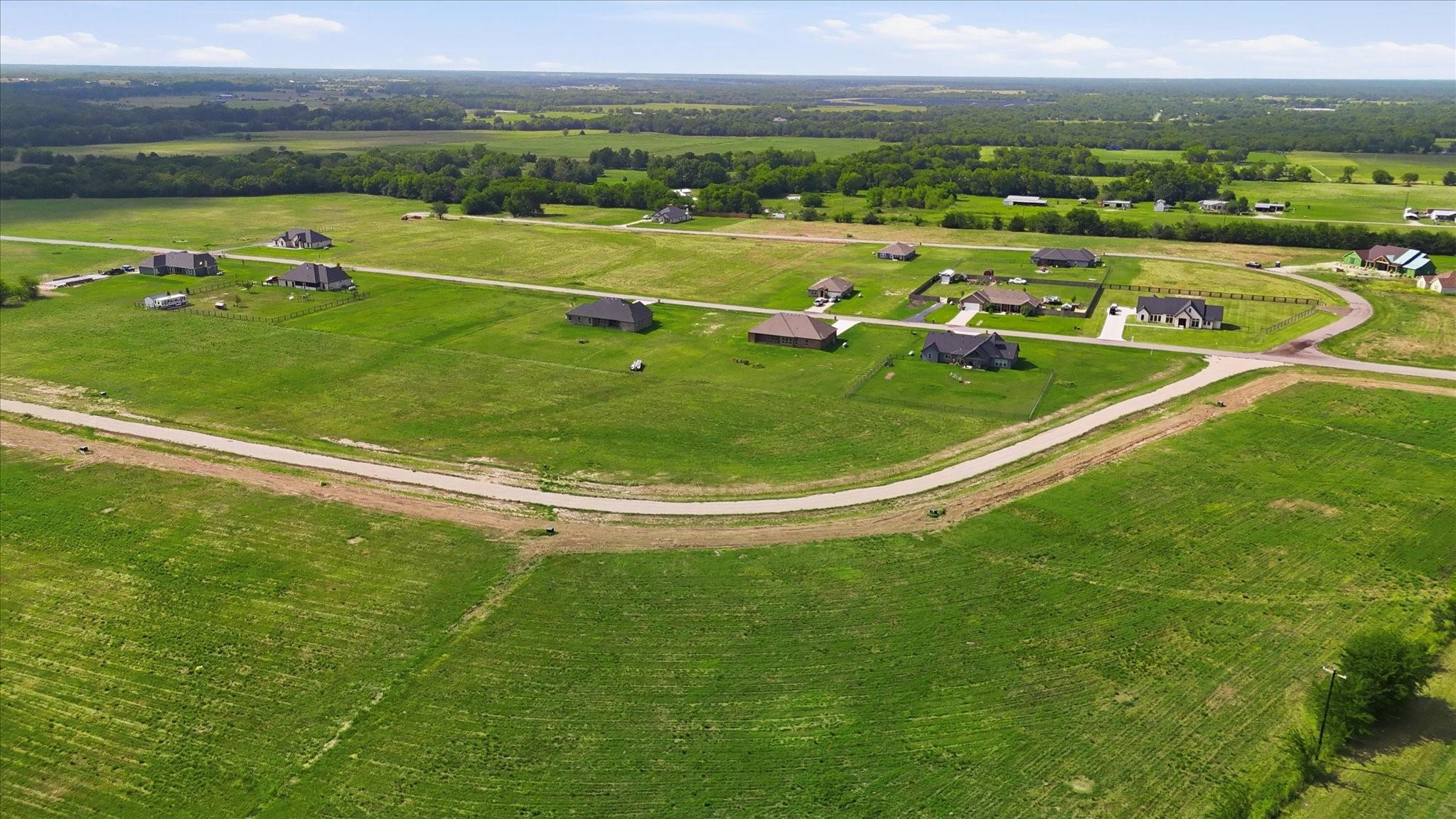 main property photo 11