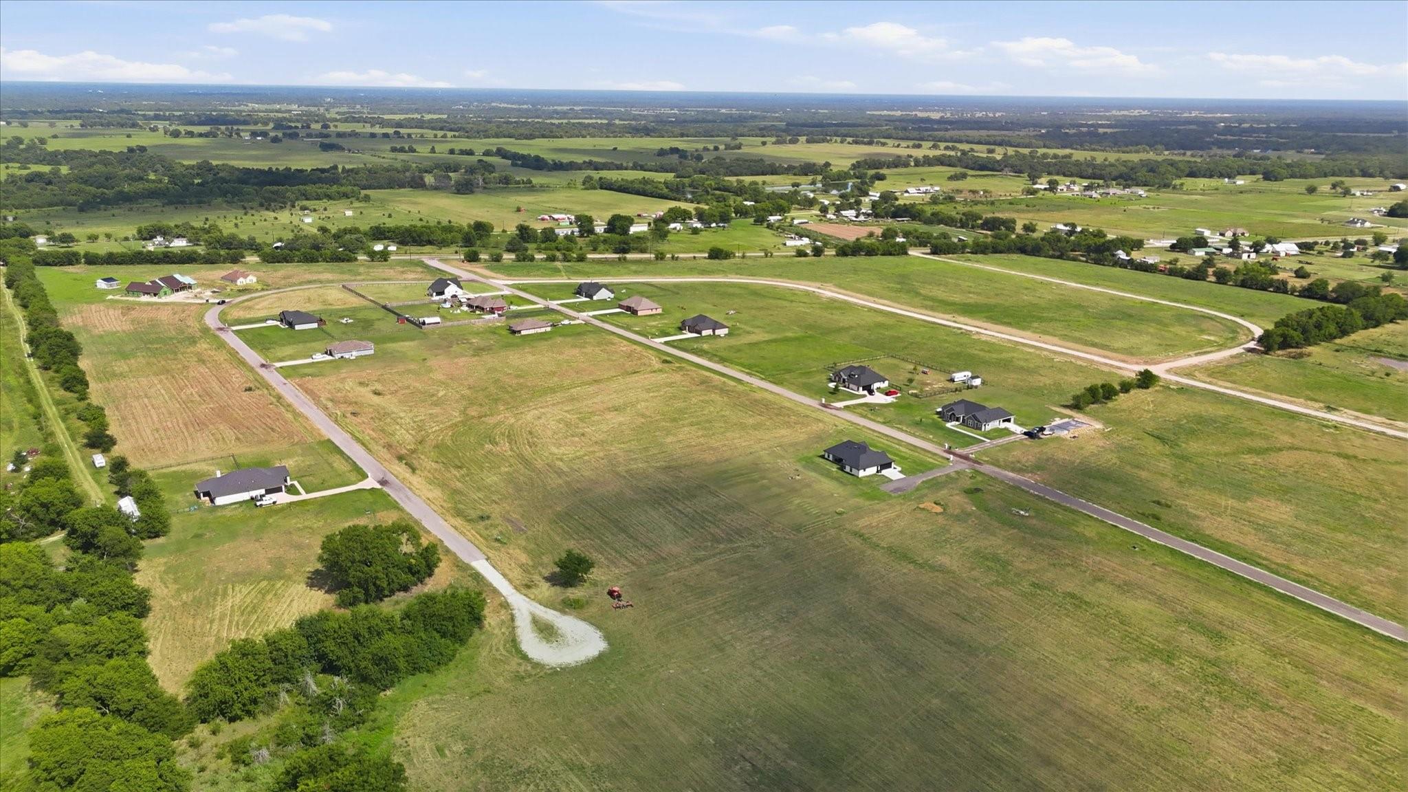 main property photo 6