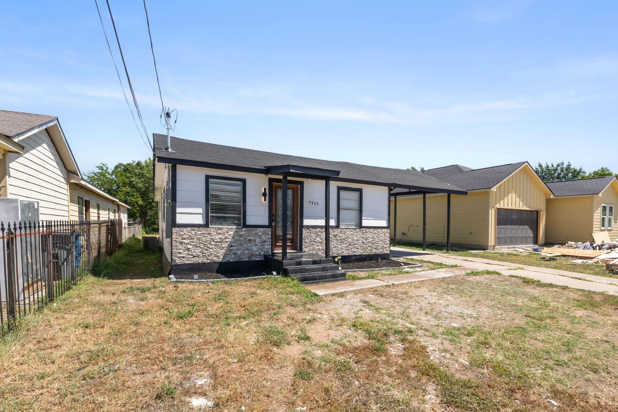 main property photo 25