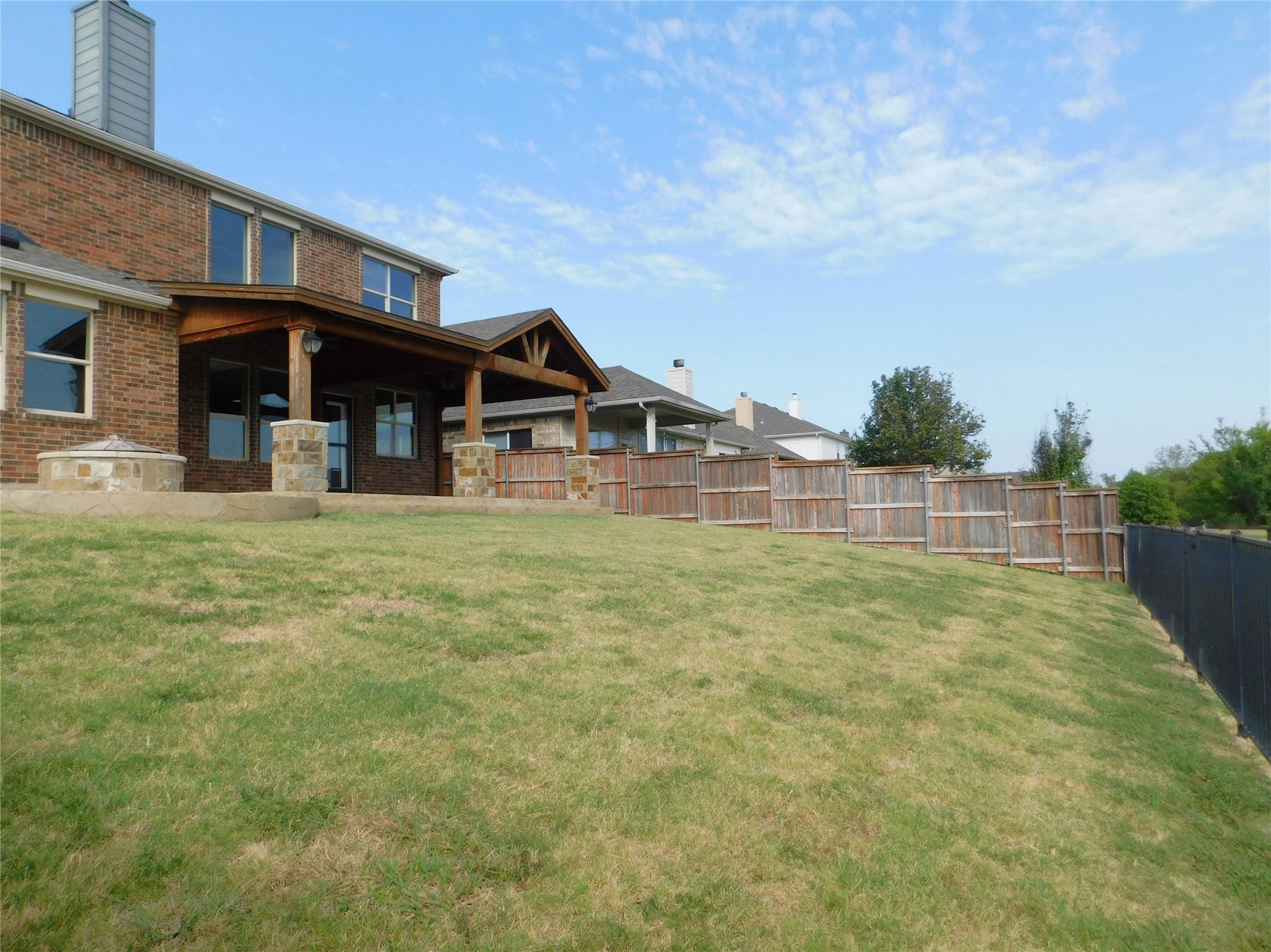 main property photo 31