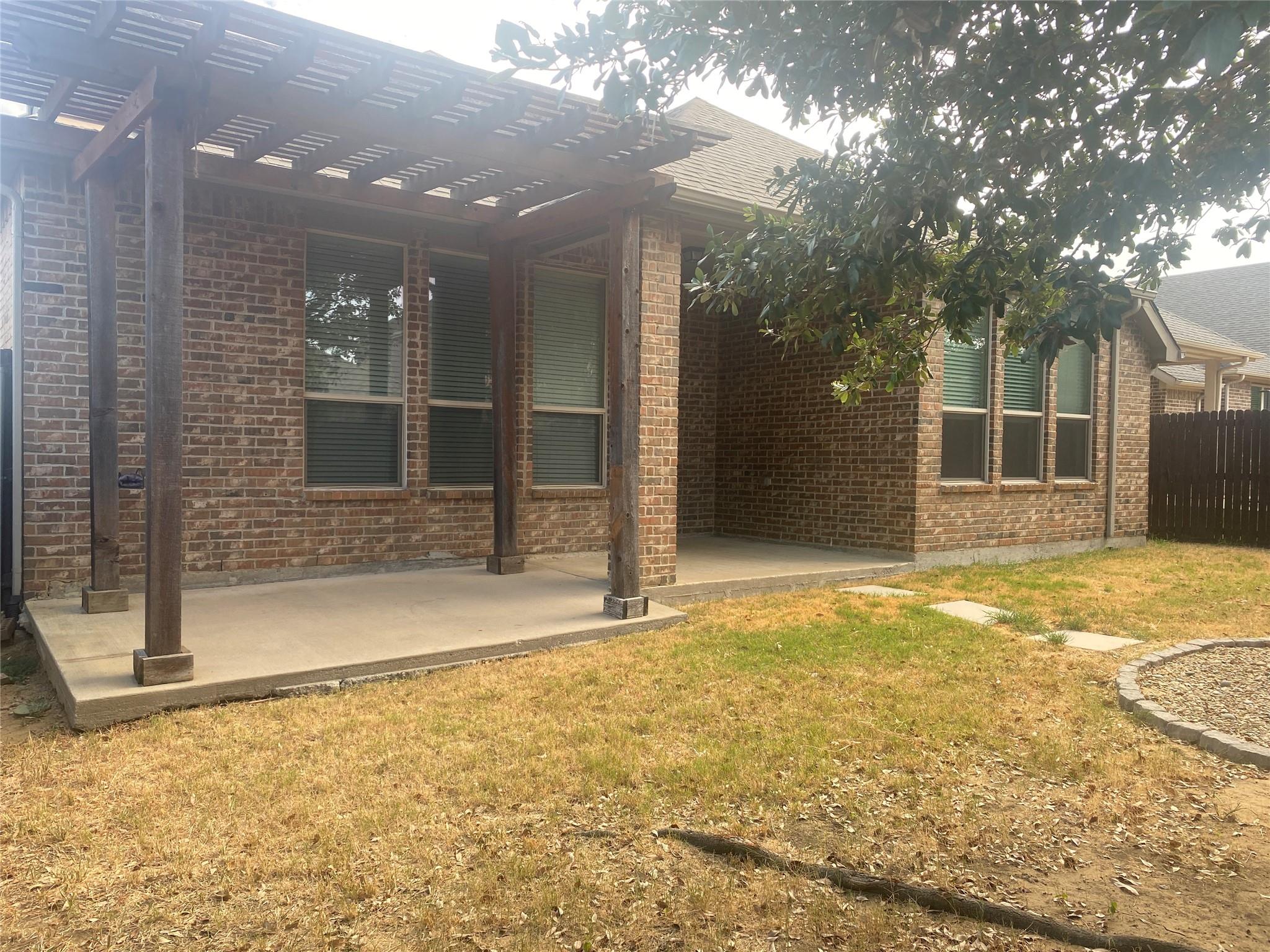 main property photo 38