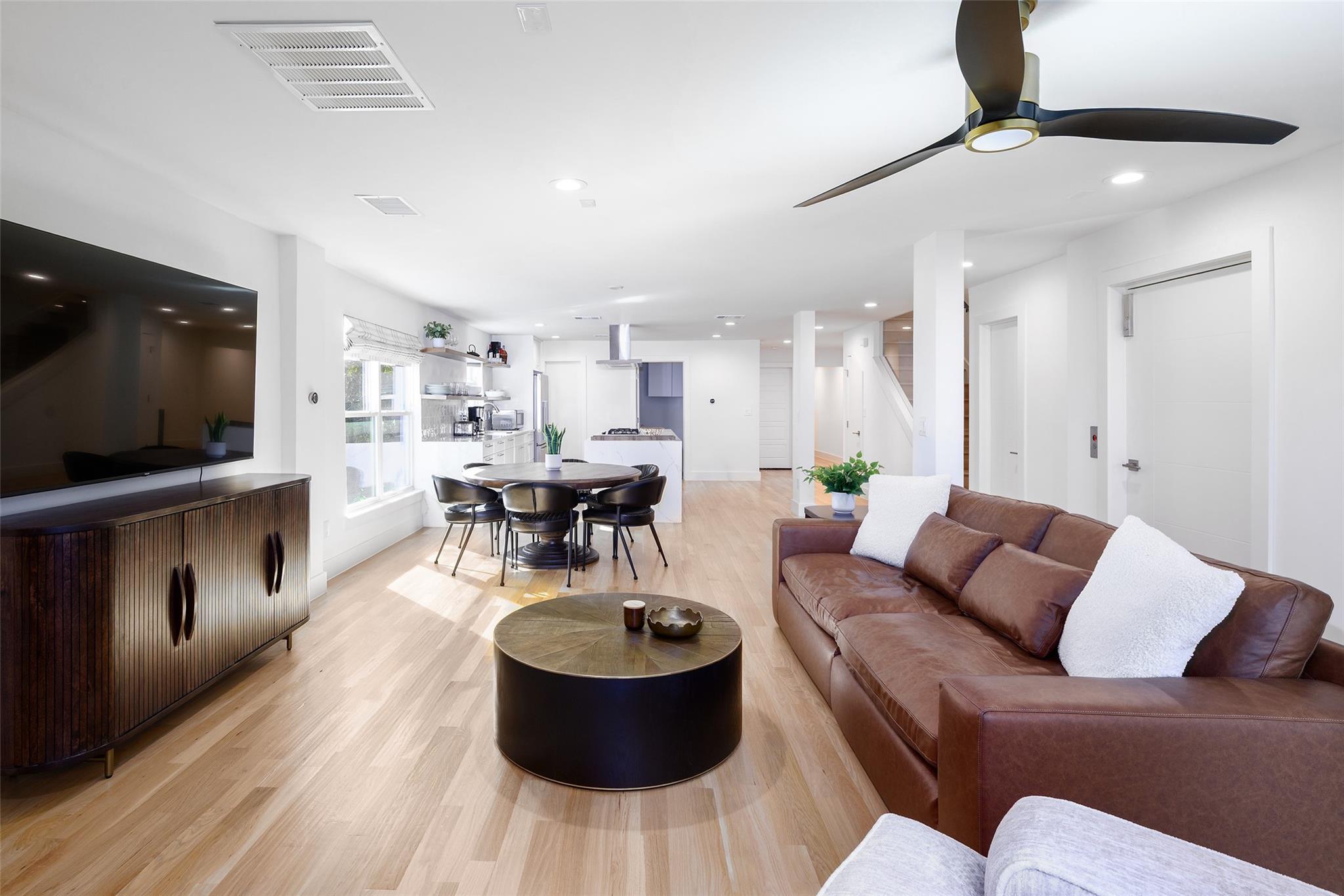 property viewer photo 12
