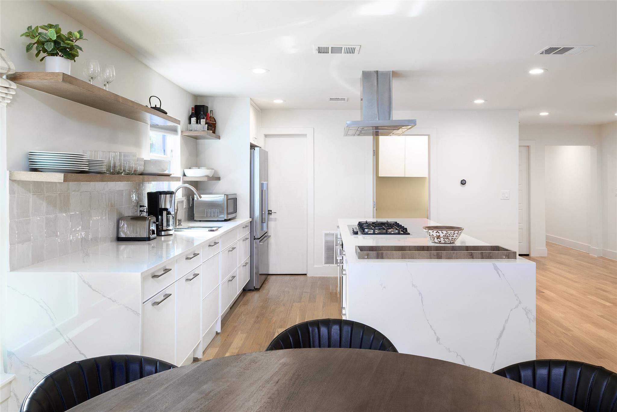 property viewer photo 5