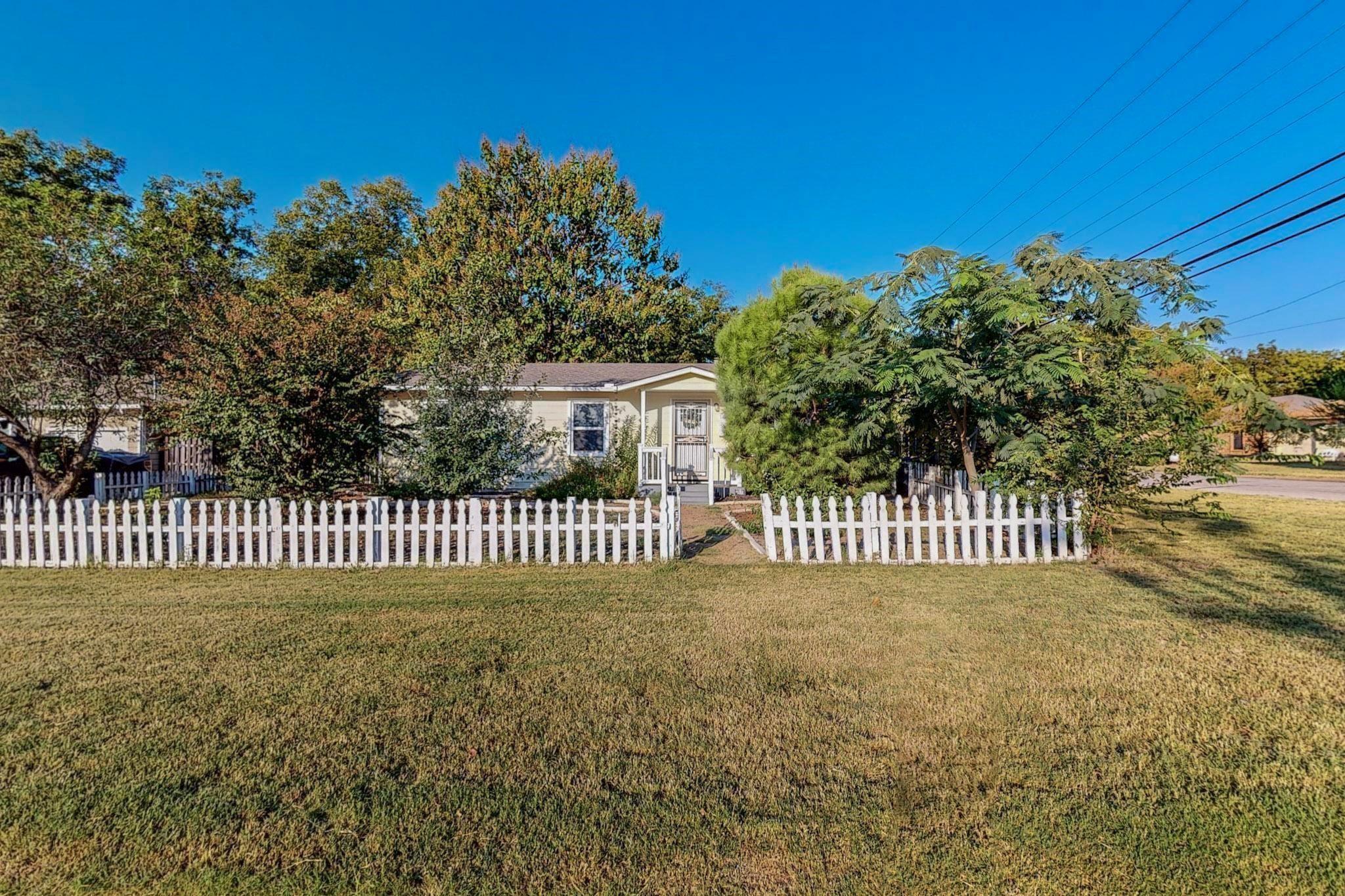 main property photo 30