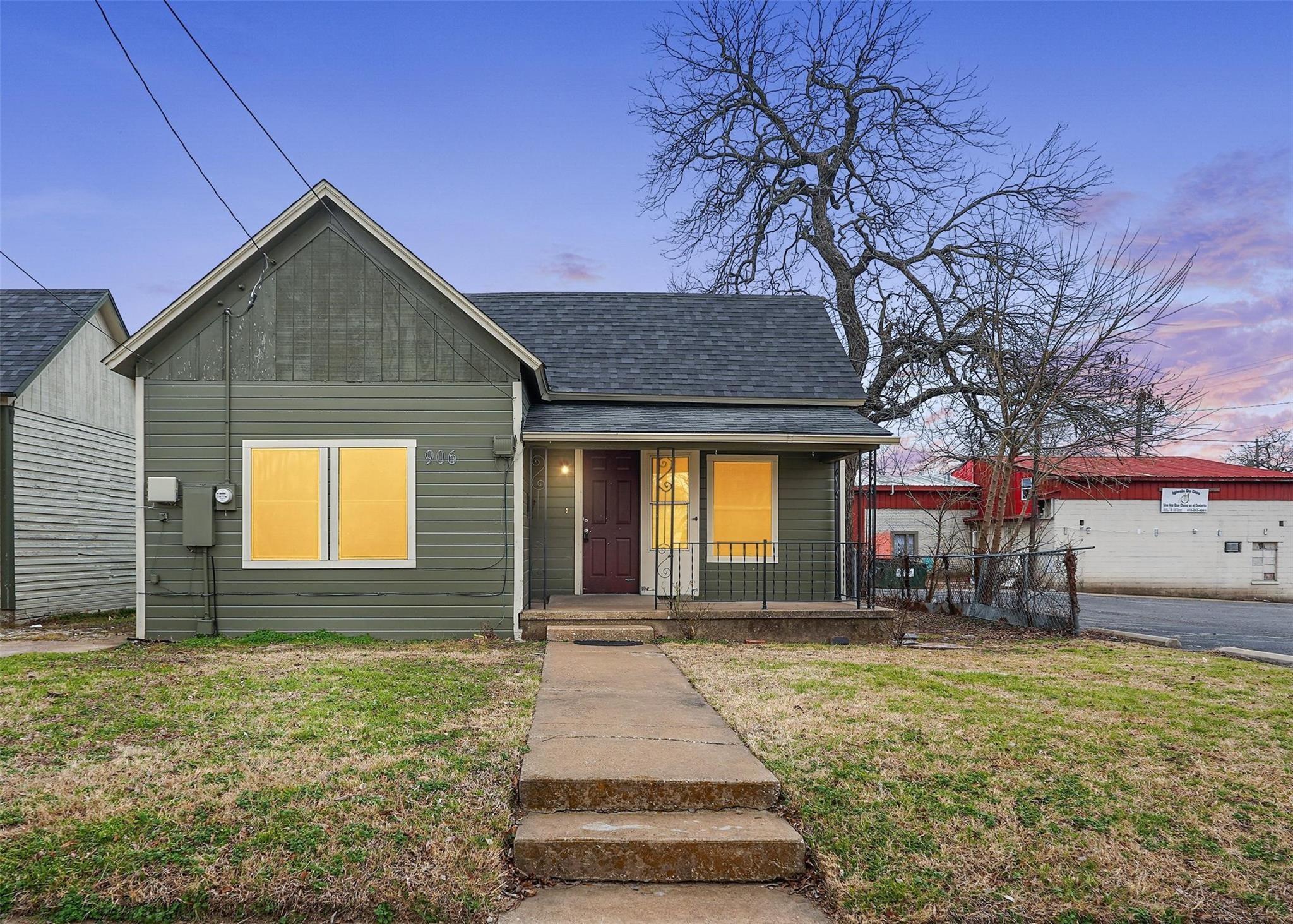 main property photo 25