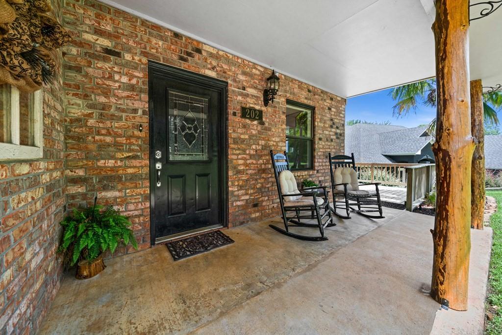 main property photo 10