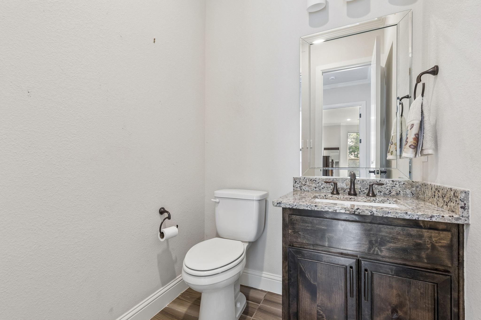 main property photo 25