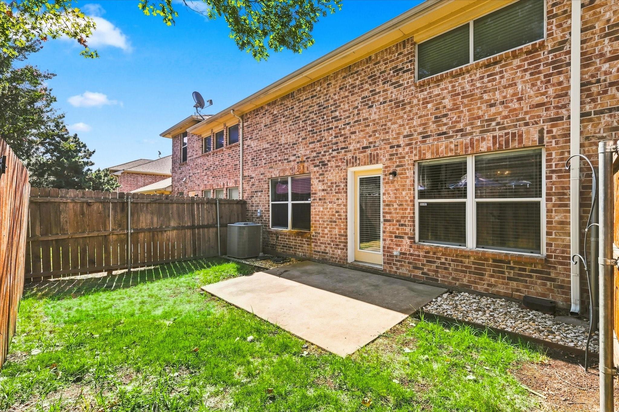 main property photo 31