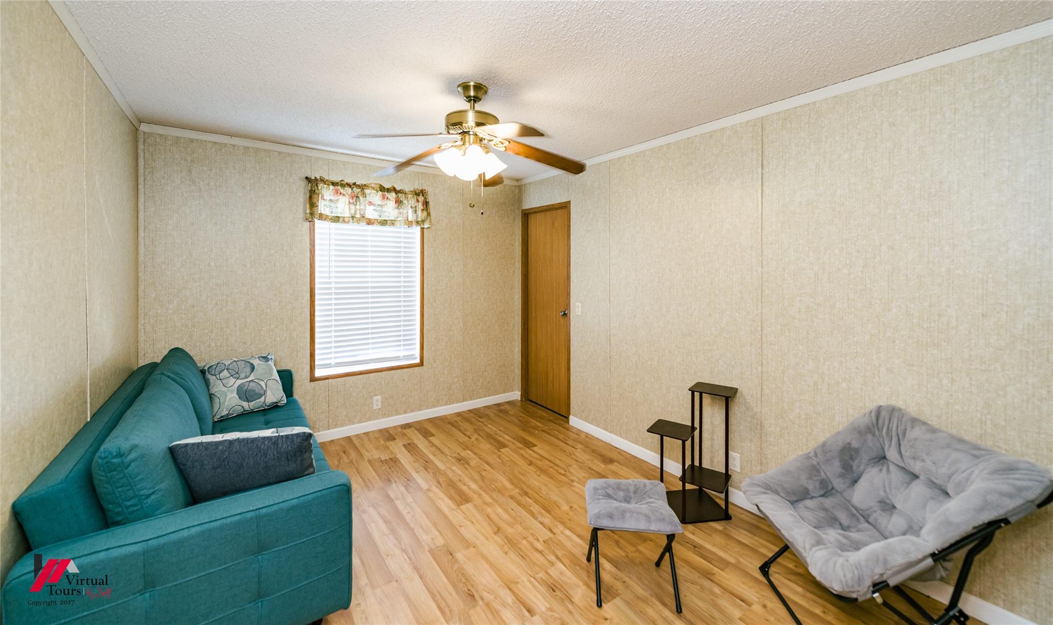 main property photo 27