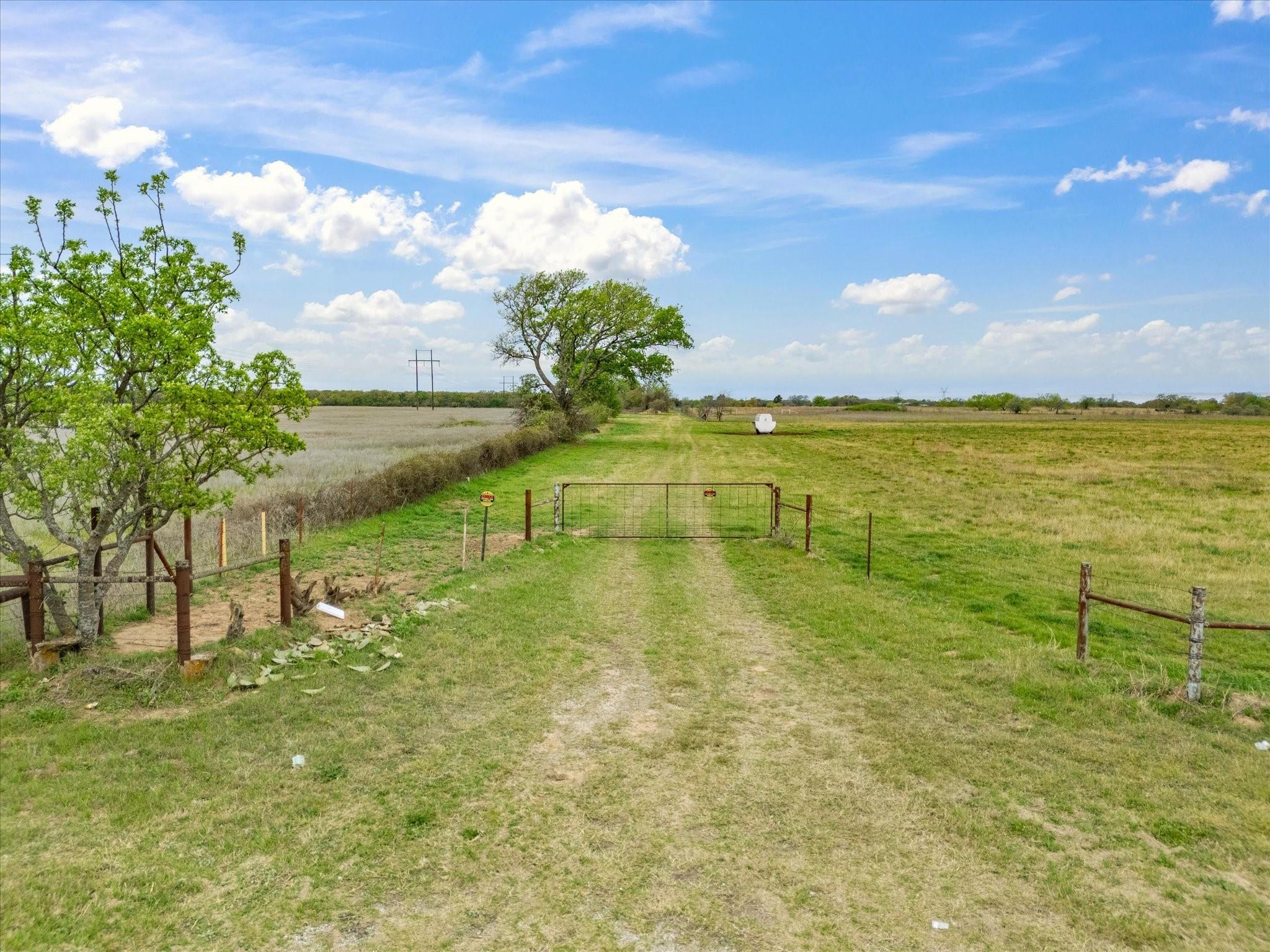 main property photo 0