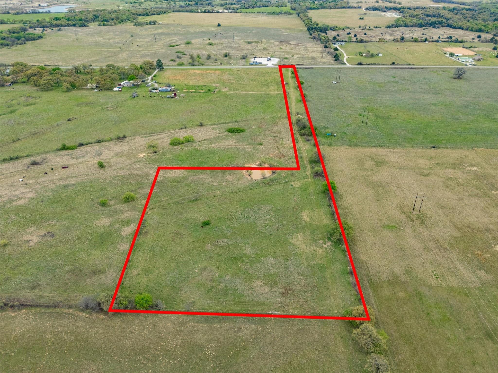 main property photo 30