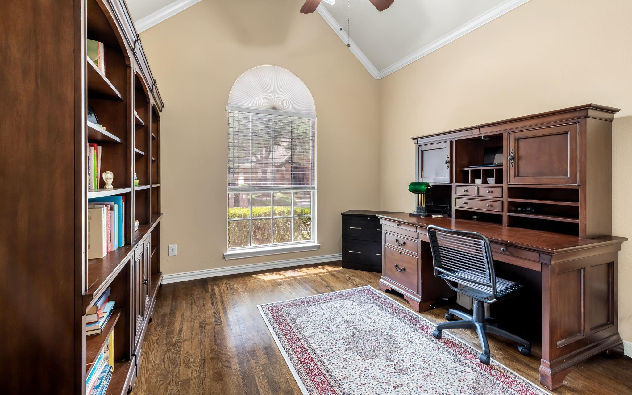 main property photo 8