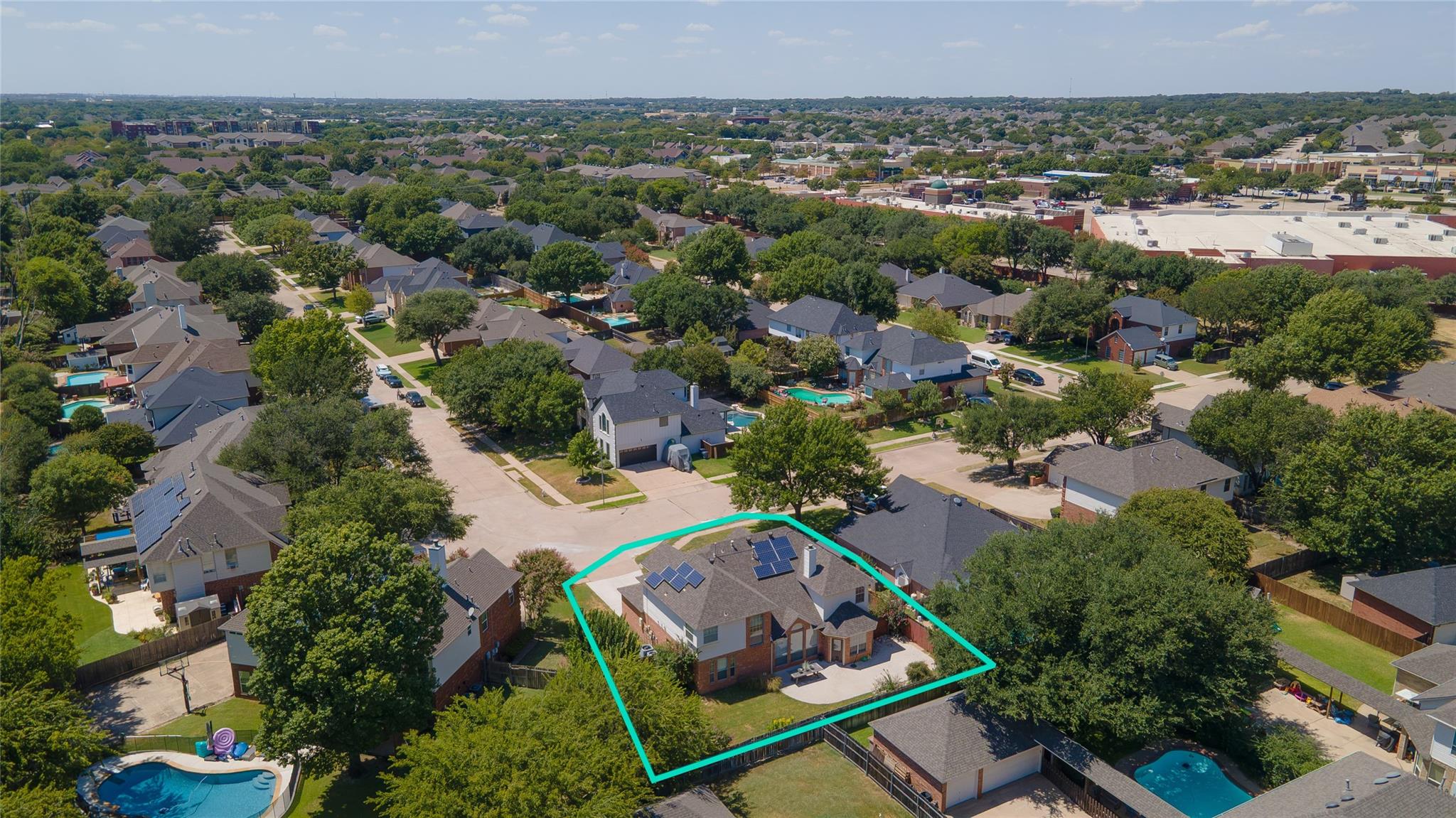 main property photo 28