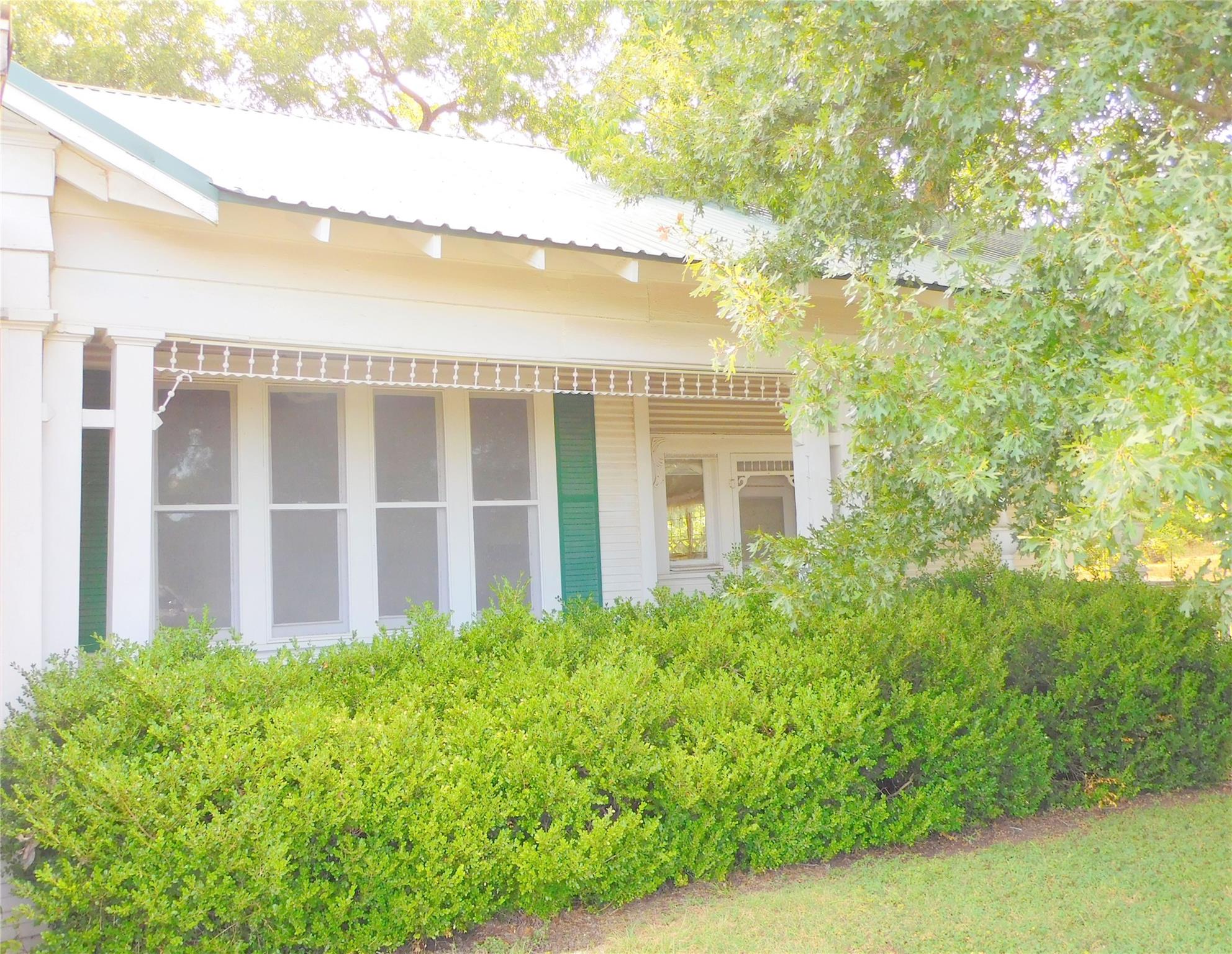main property photo 36