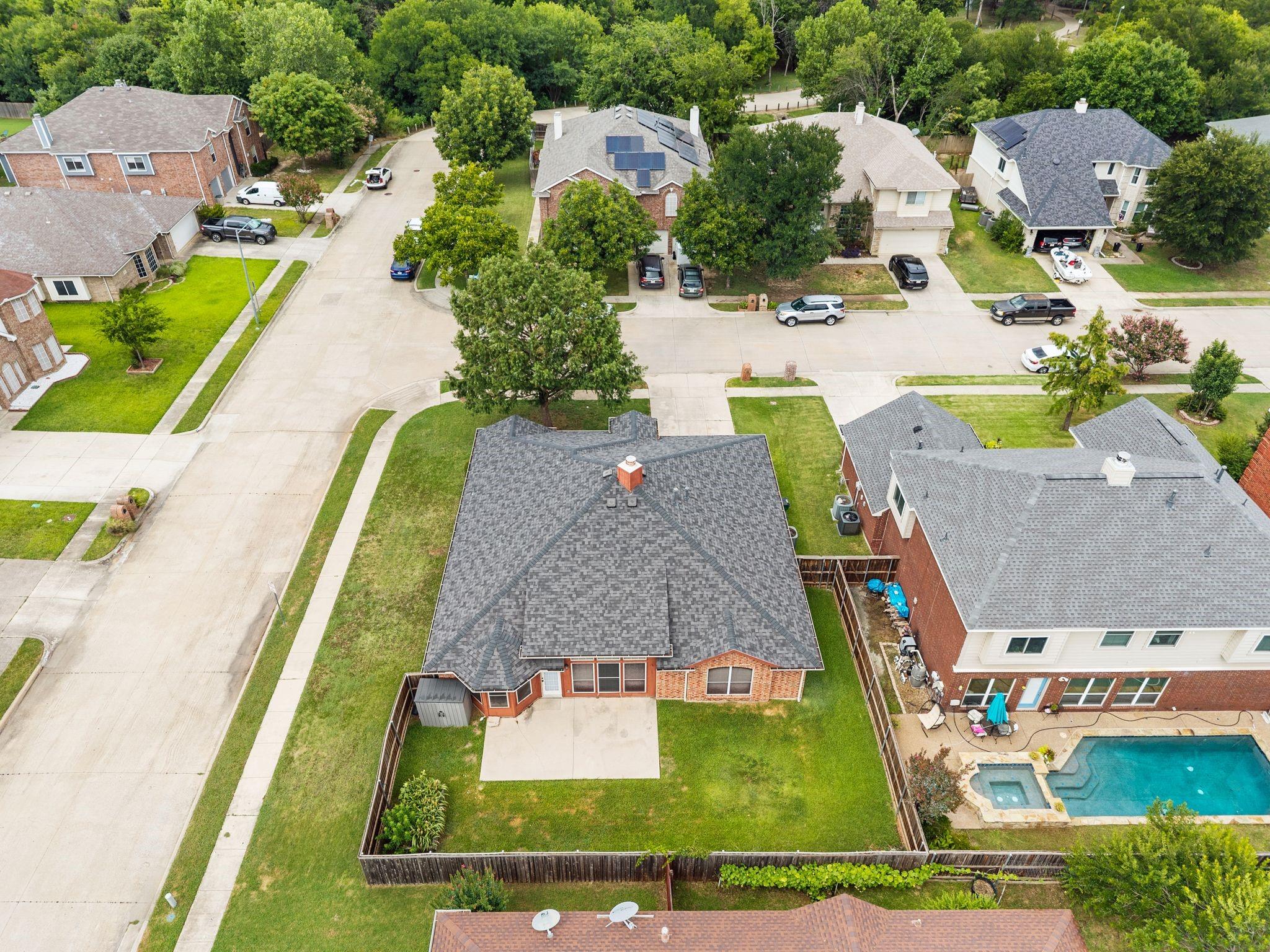 main property photo 24