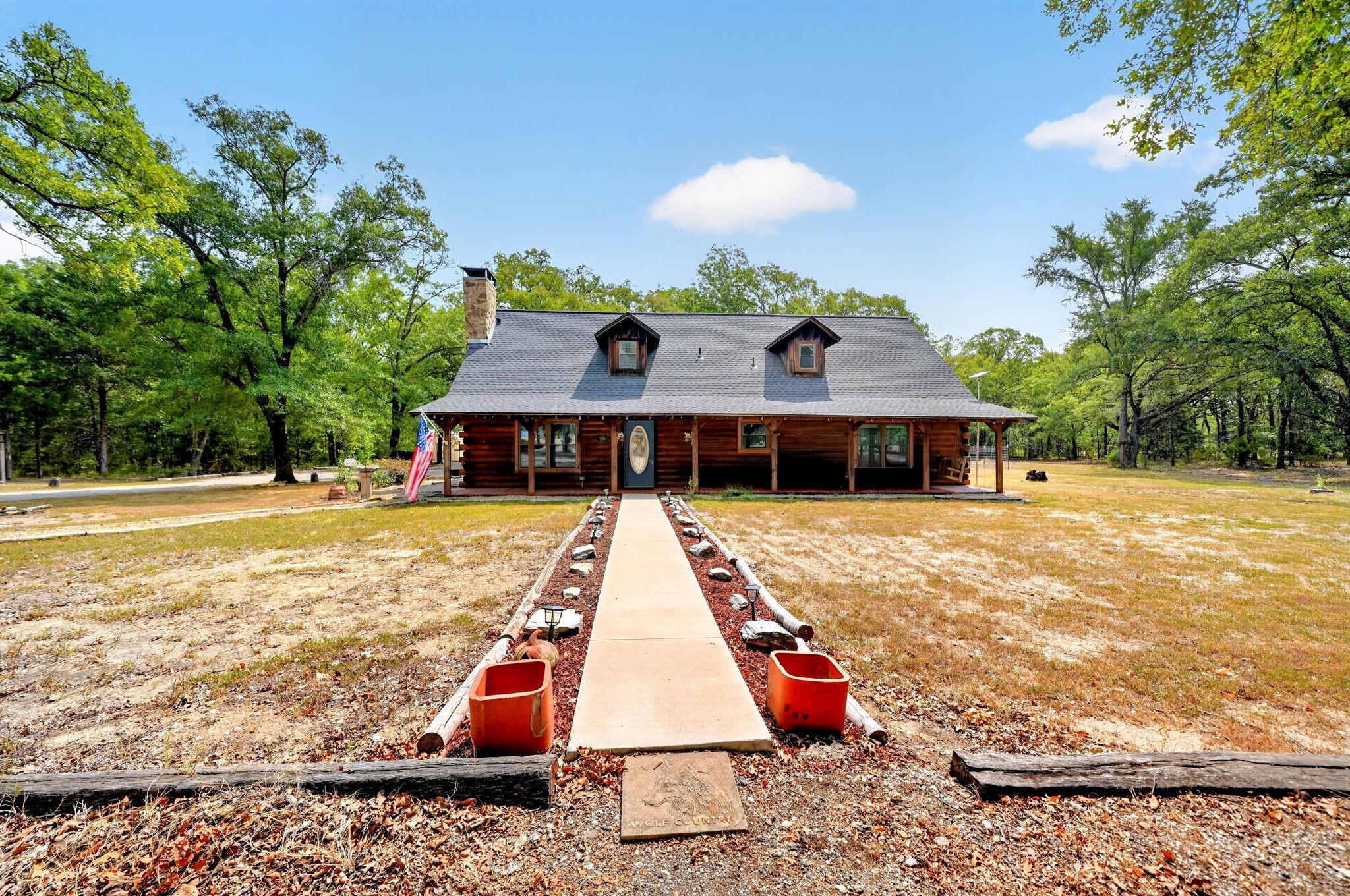 main property photo 2