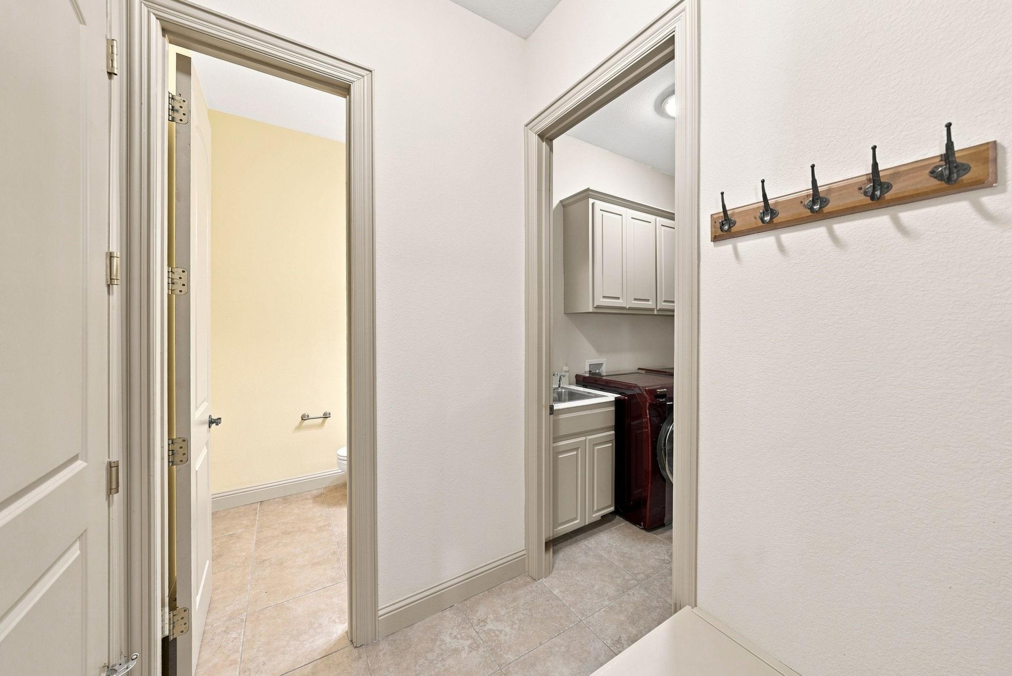 main property photo 16