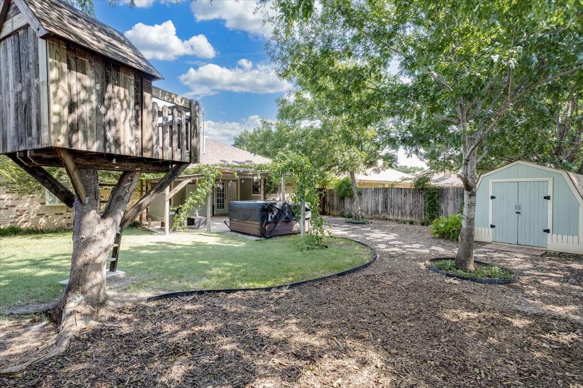 main property photo 31