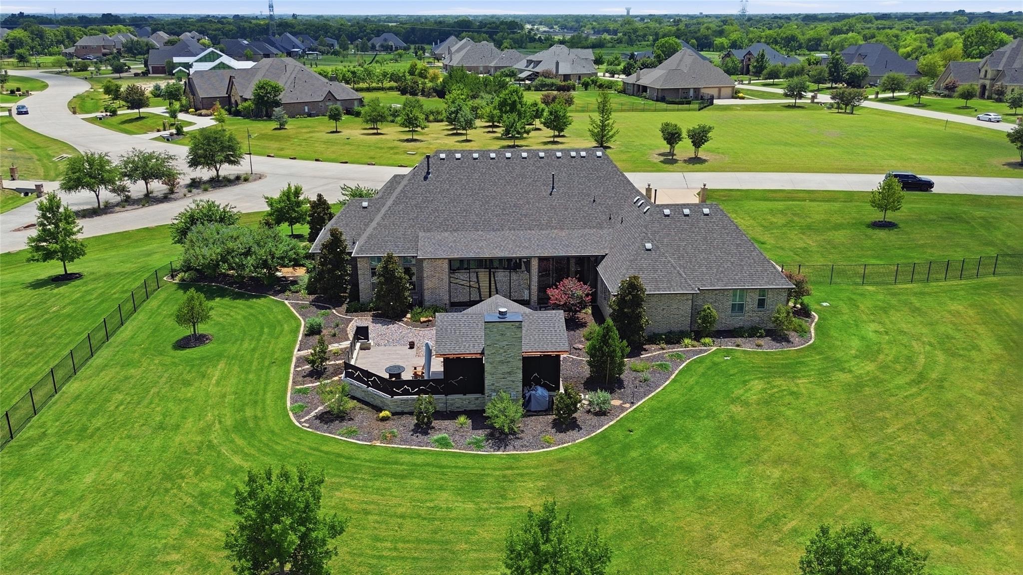 main property photo 39