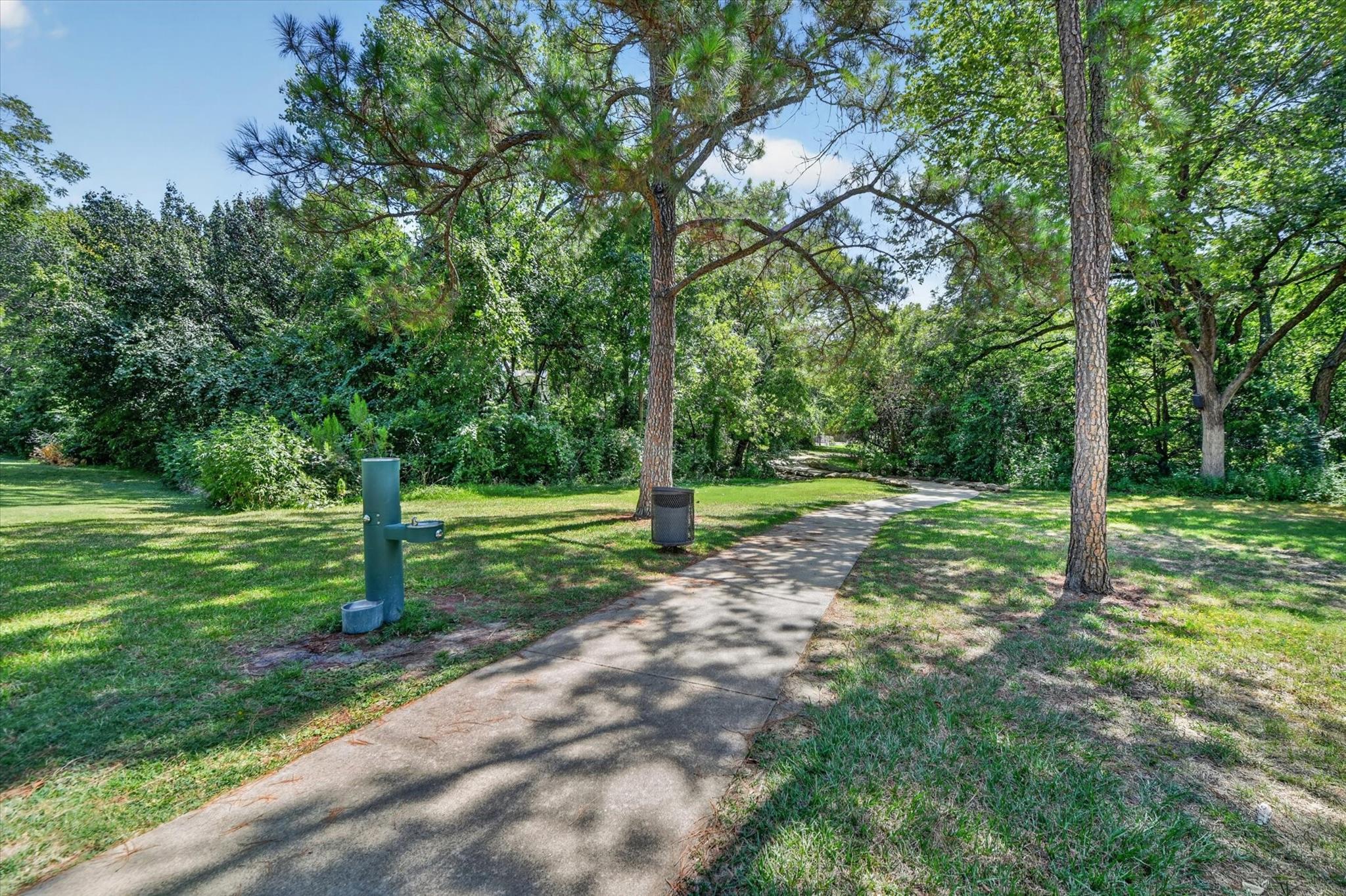 main property photo 22