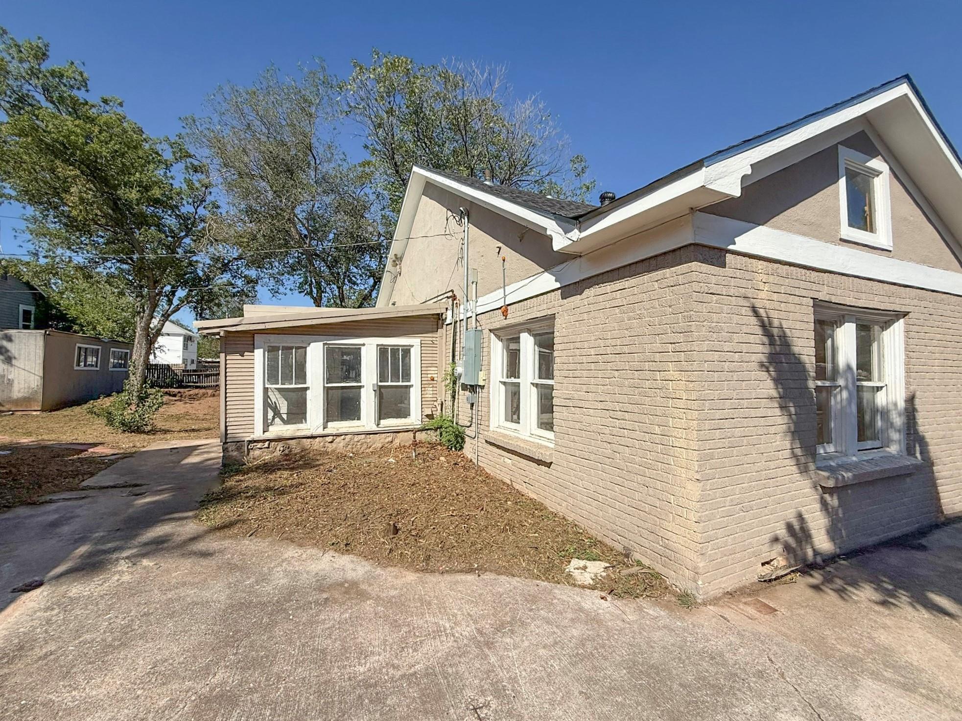 main property photo 15