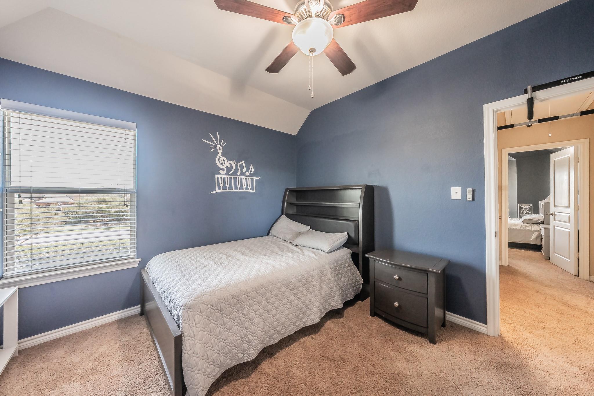 main property photo 20