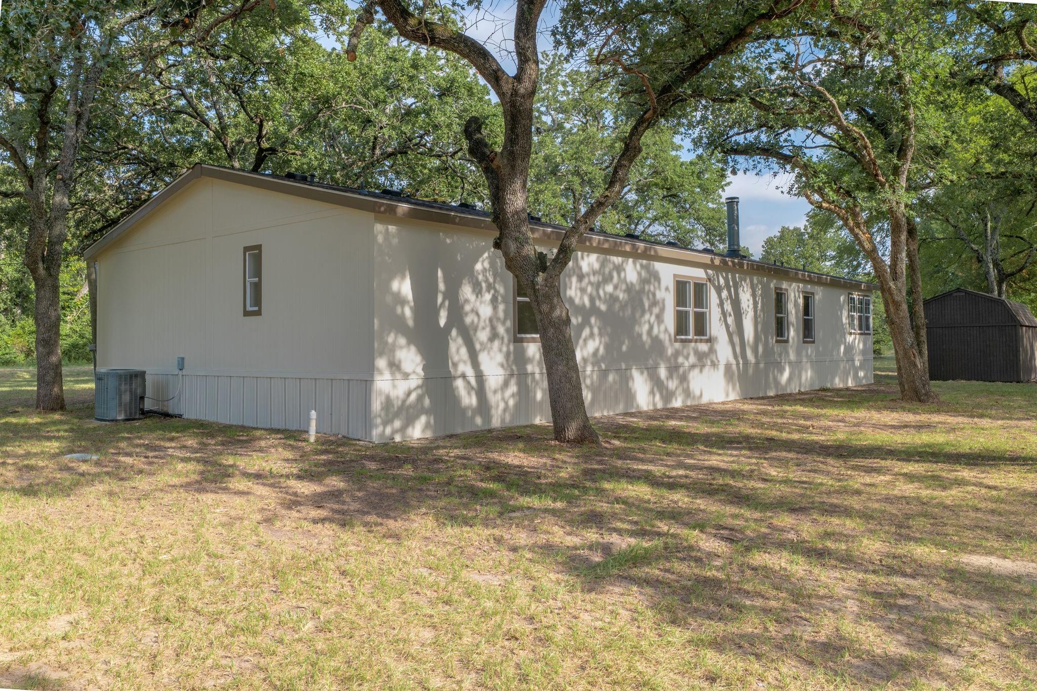 main property photo 29