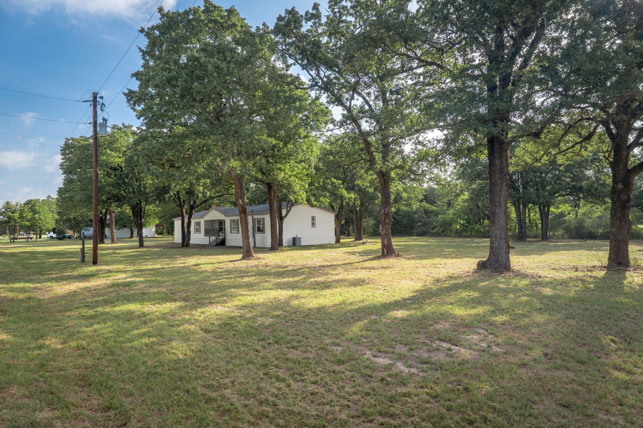 main property photo 30