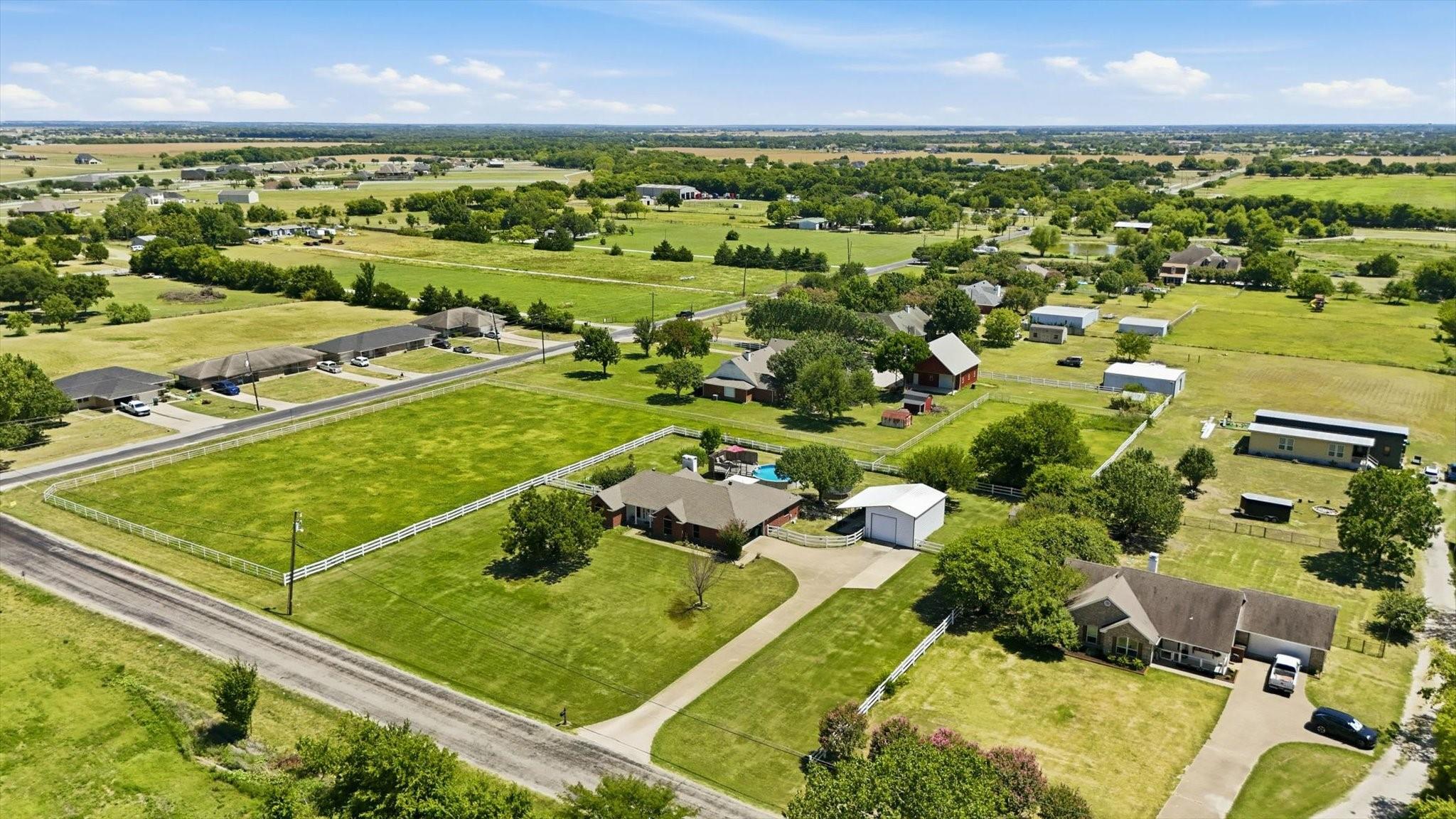 main property photo 34