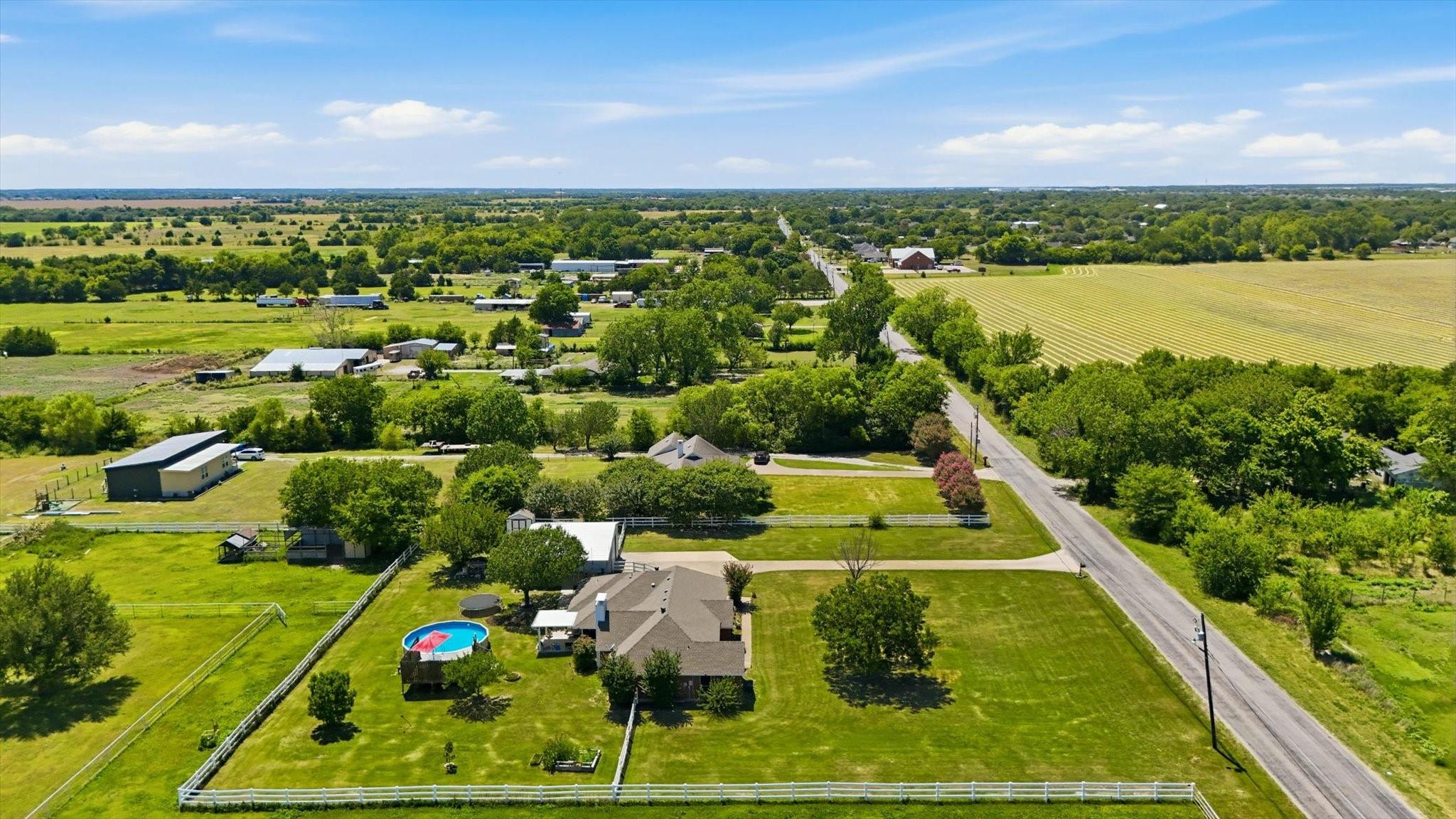 main property photo 37