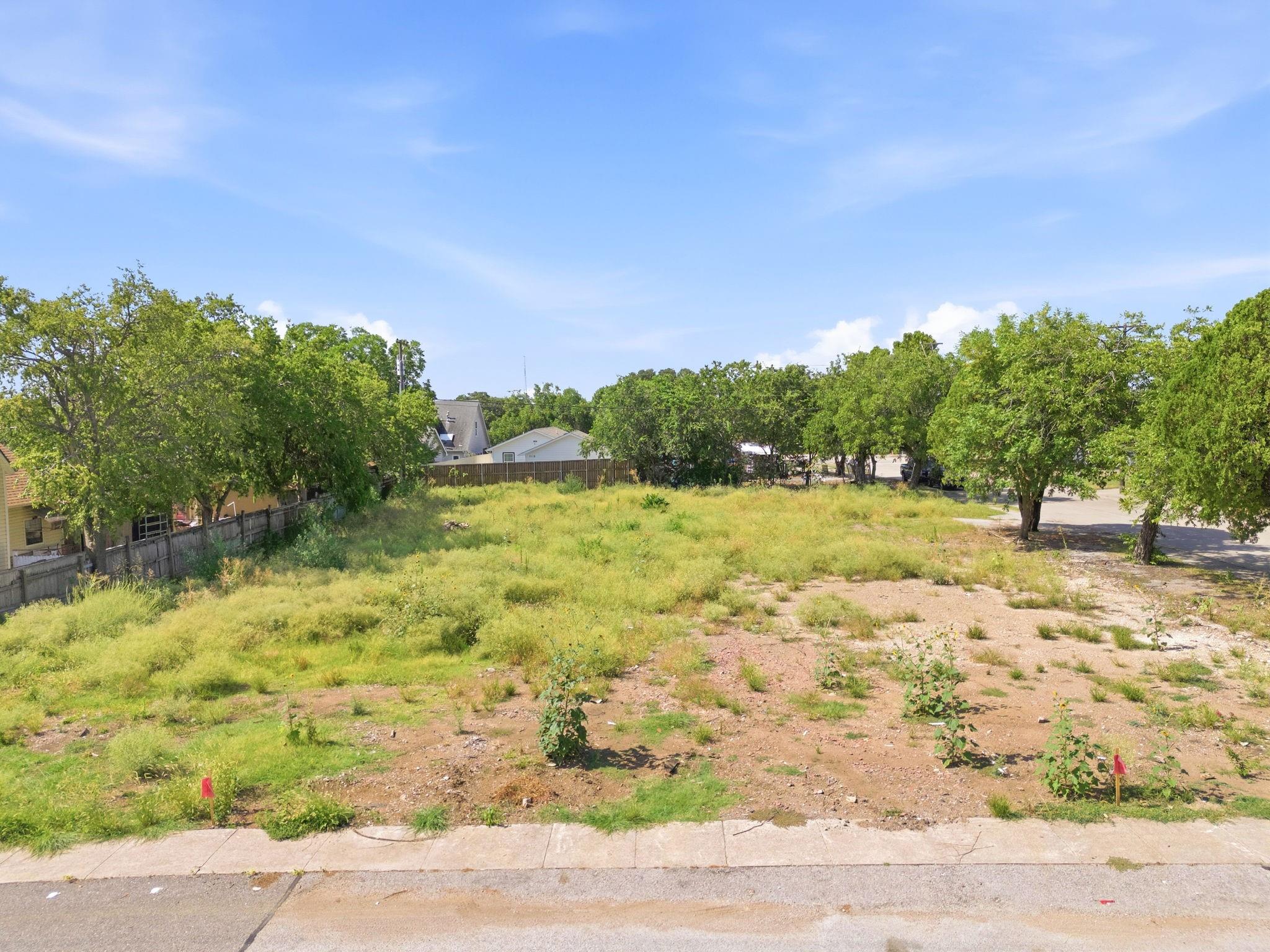 main property photo 6