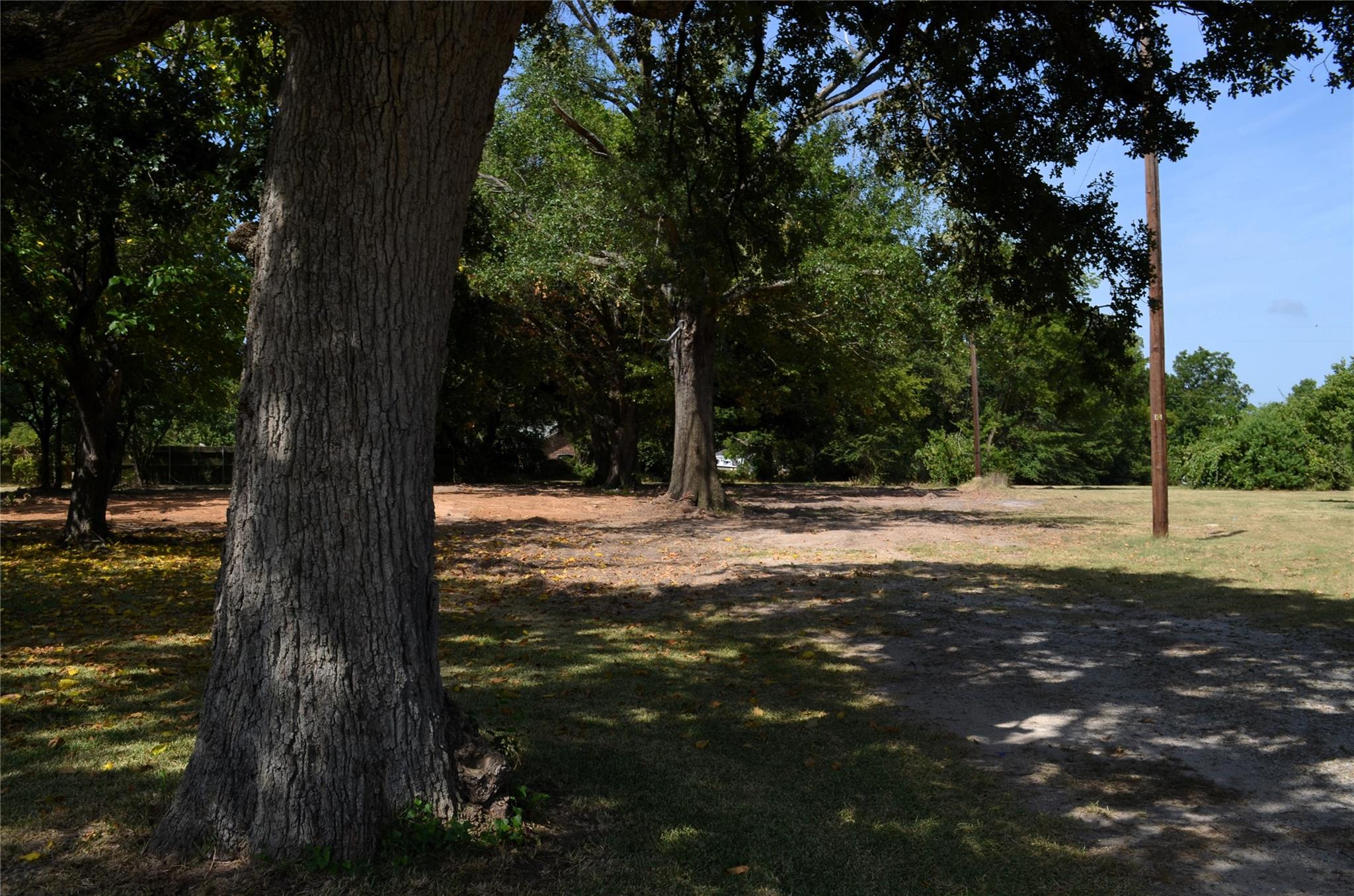 main property photo 10