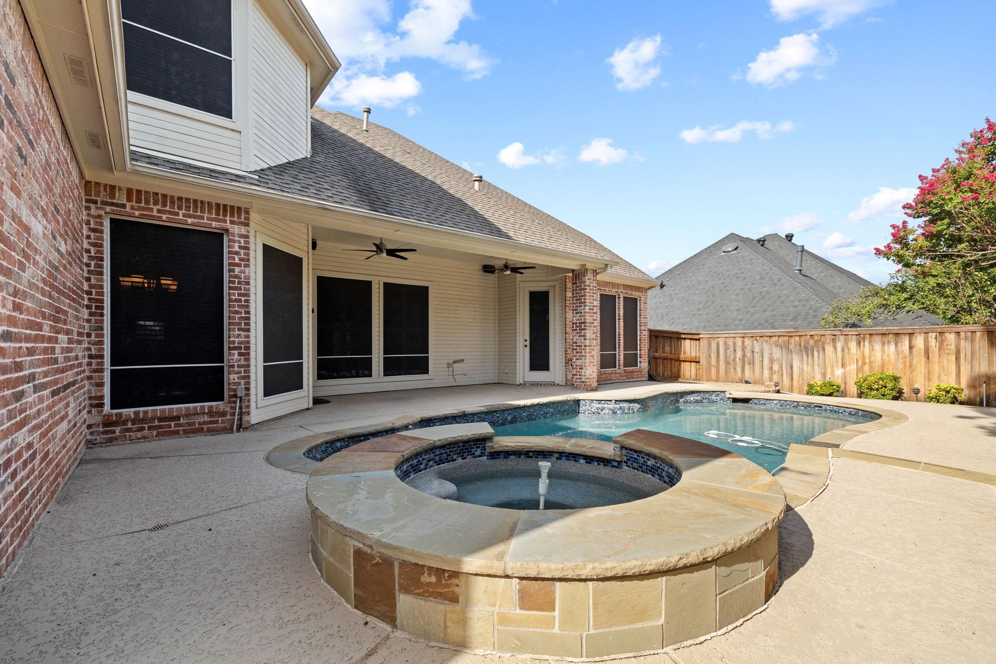 main property photo 35