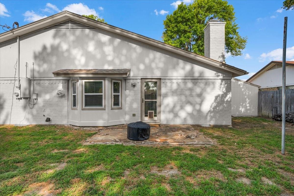 main property photo 32