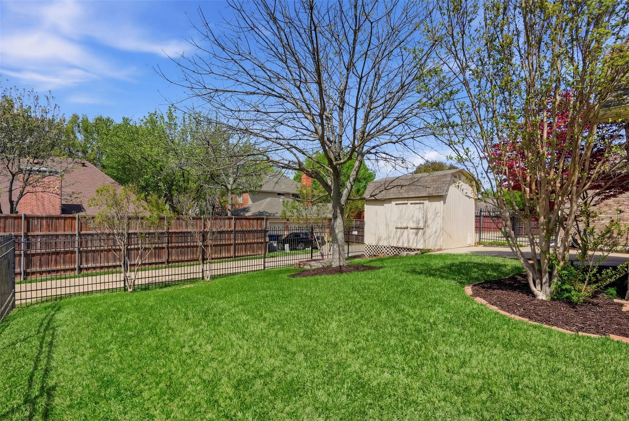 main property photo 34