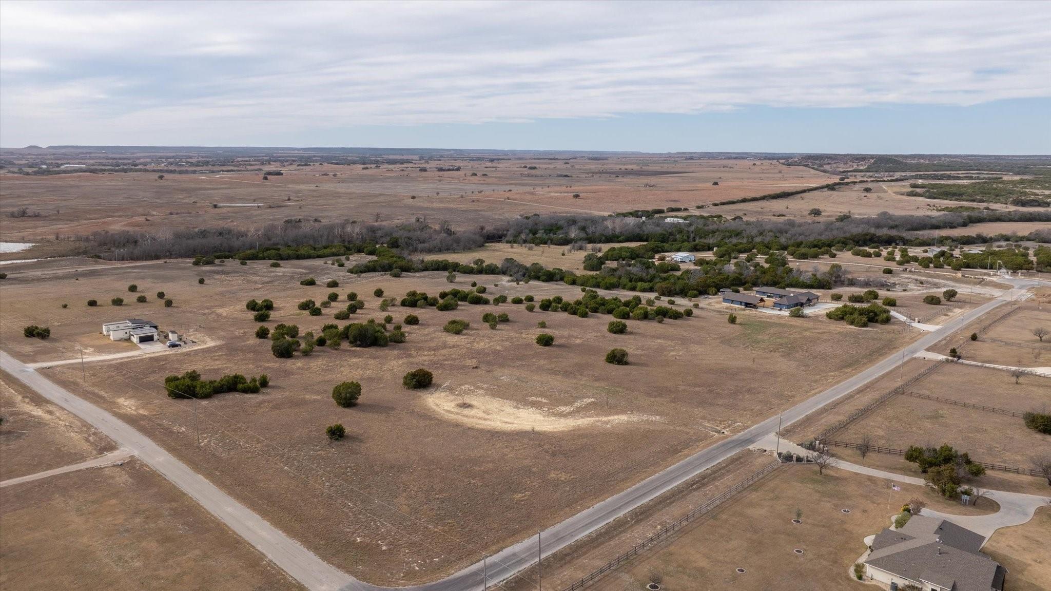 main property photo 20