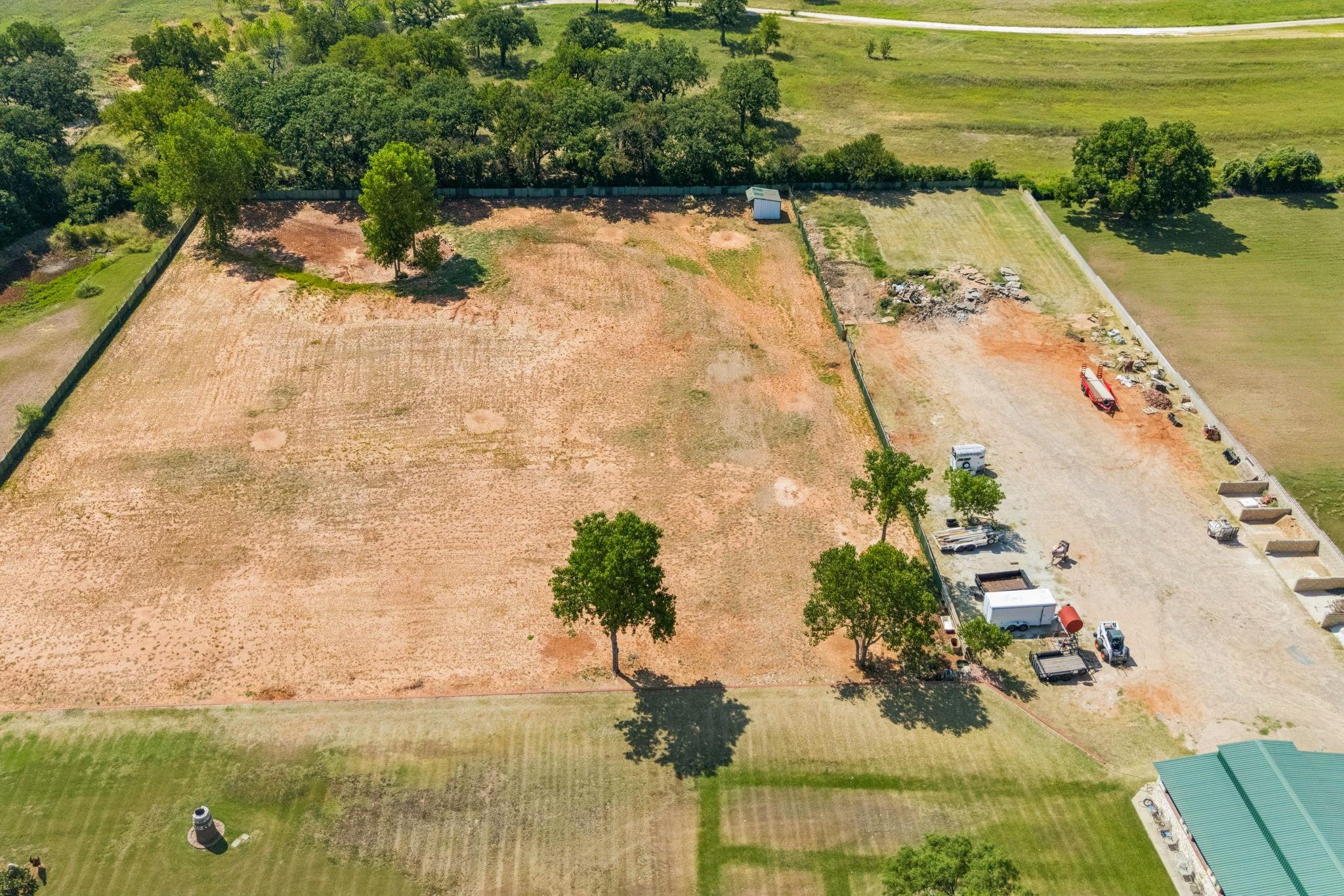 main property photo 37