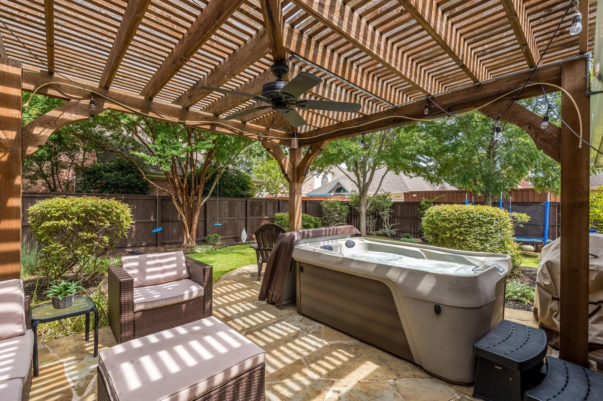 main property photo 33