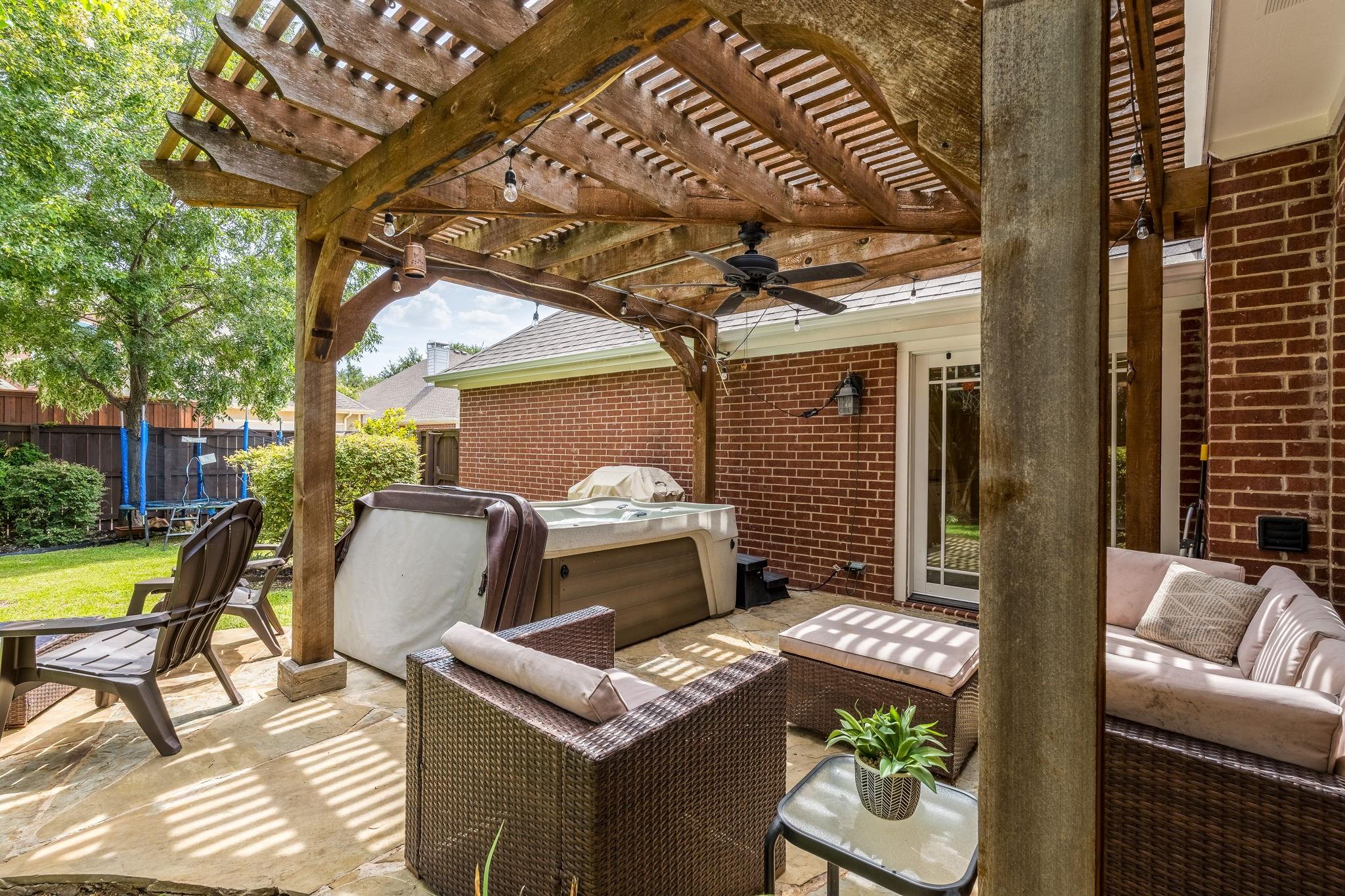 main property photo 34