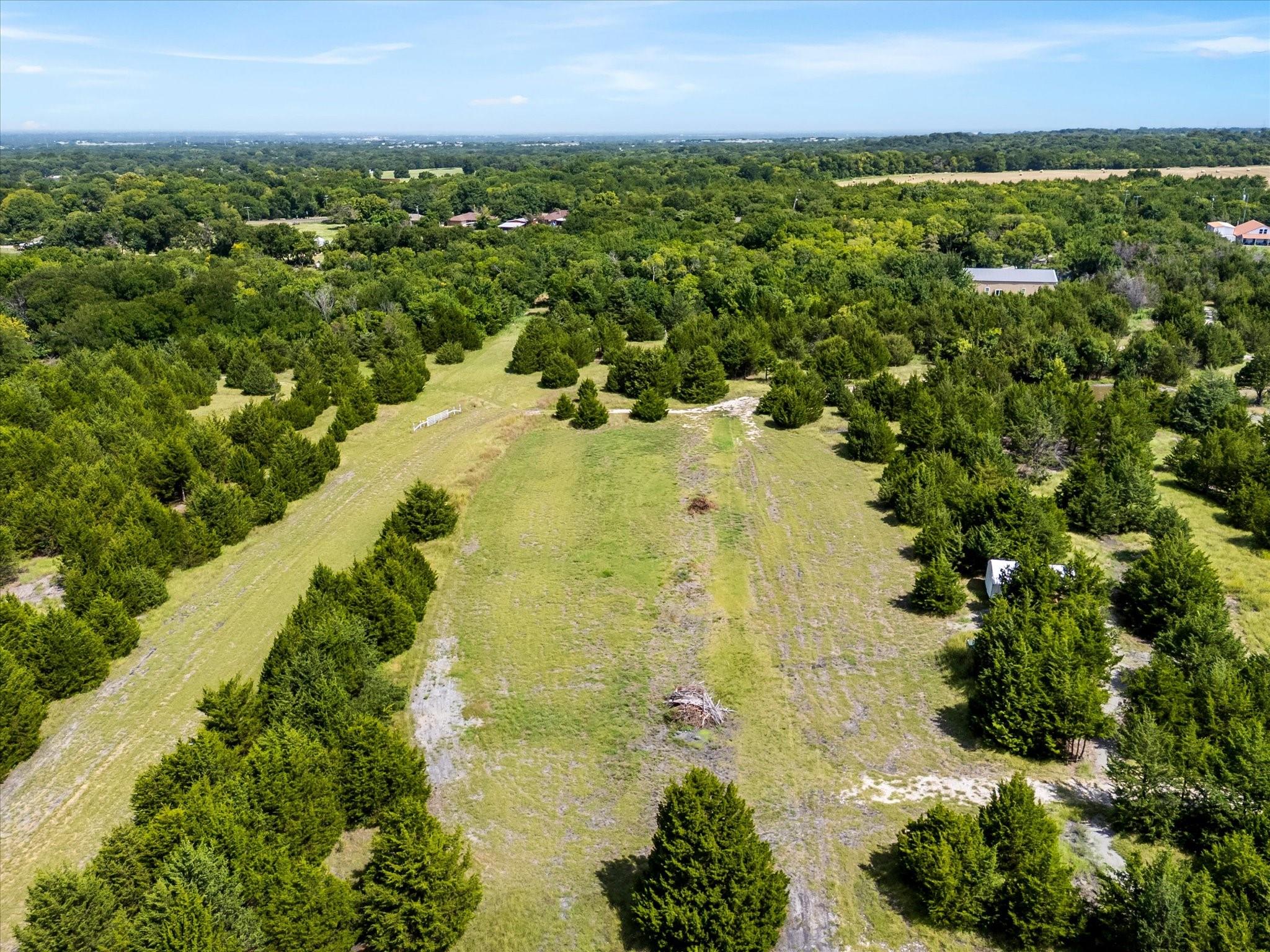 main property photo 8
