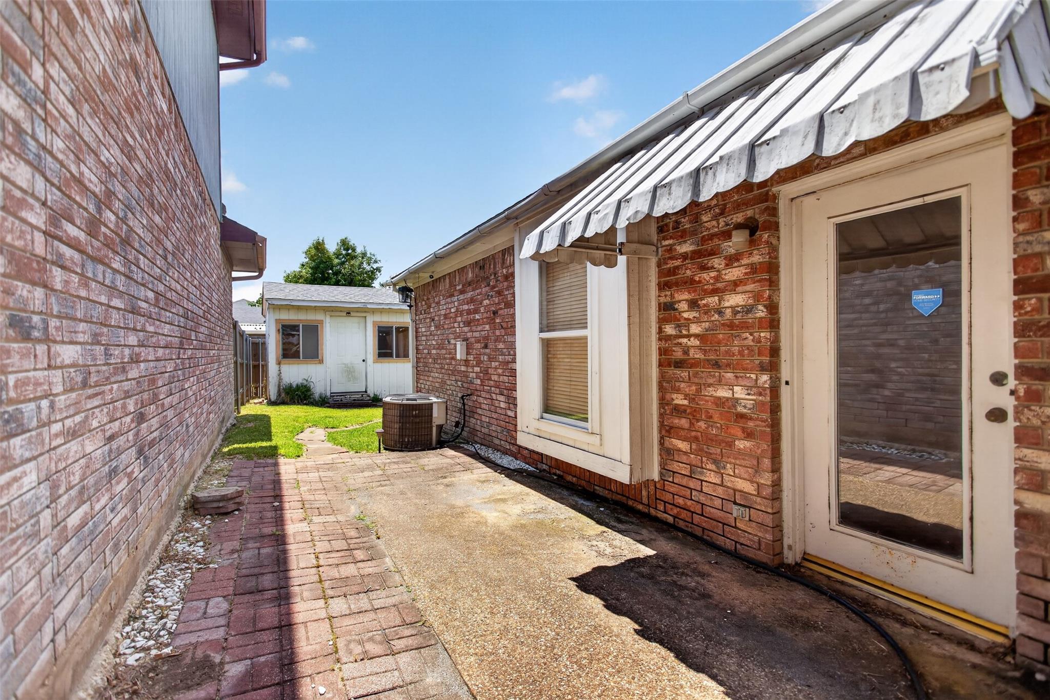 main property photo 12