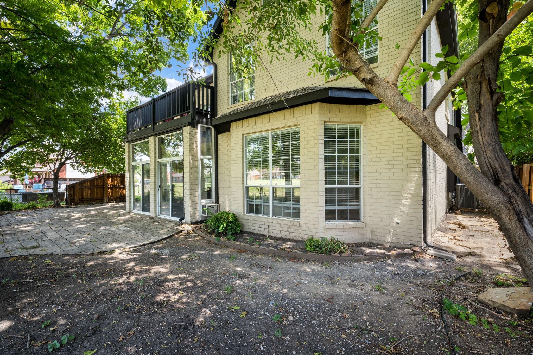 main property photo 36
